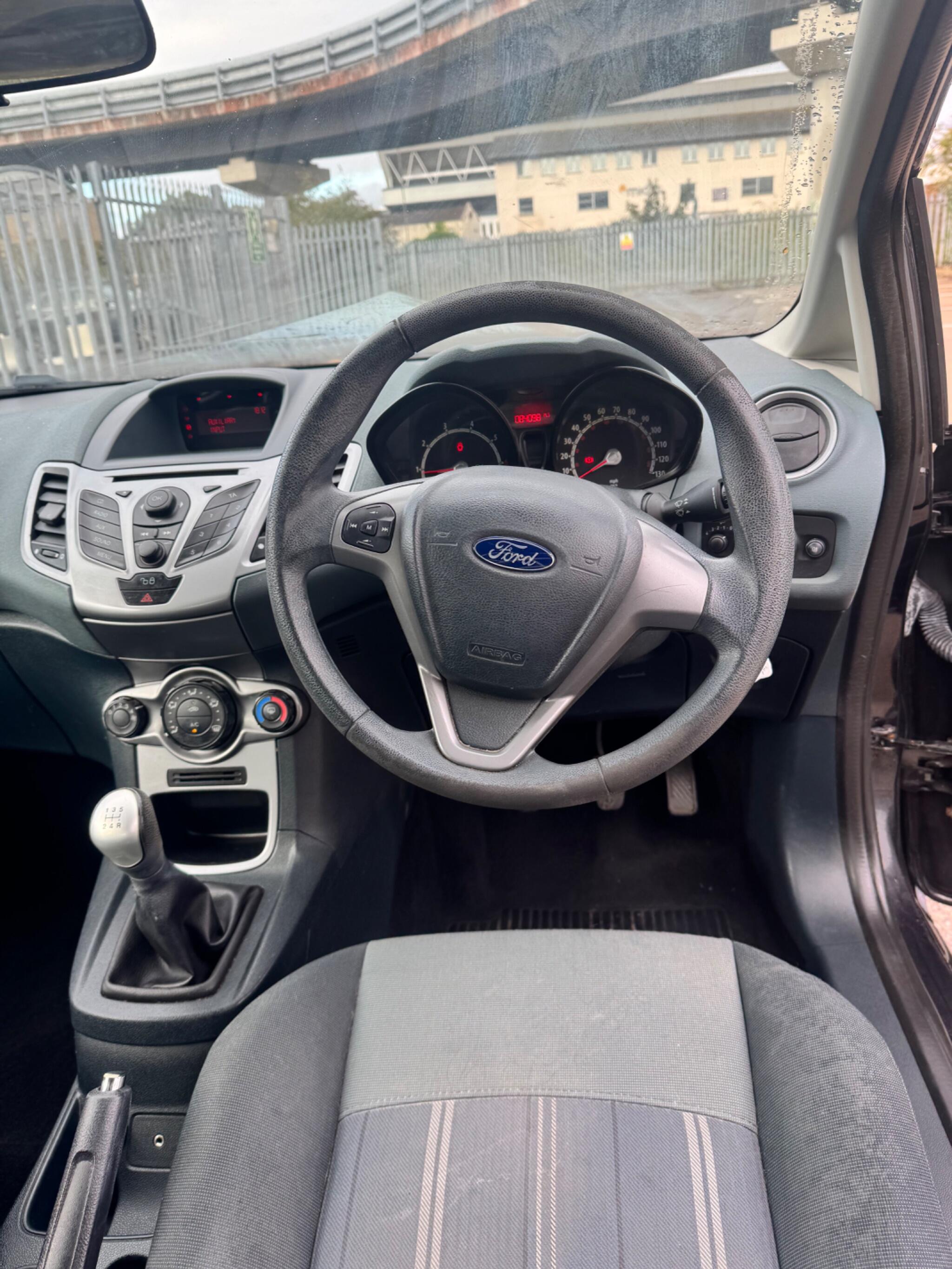 Ford Fiesta view 46