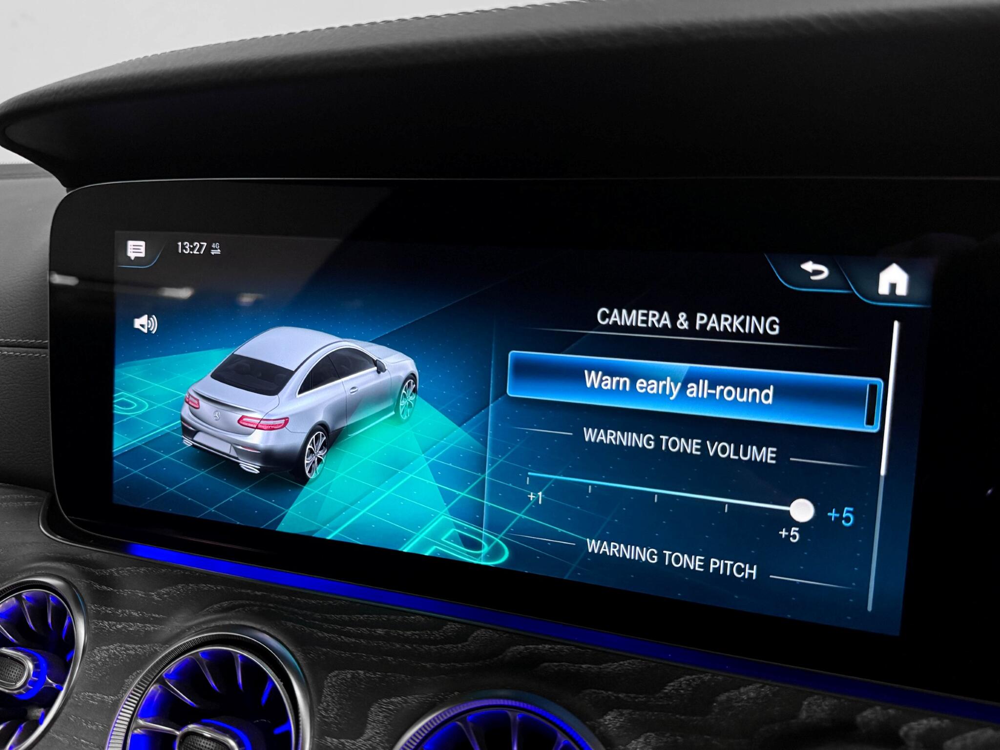 Mercedes-Benz E-Class view 56