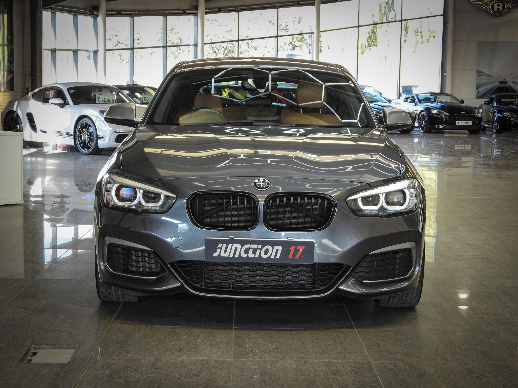 BMW 1 Series view 7