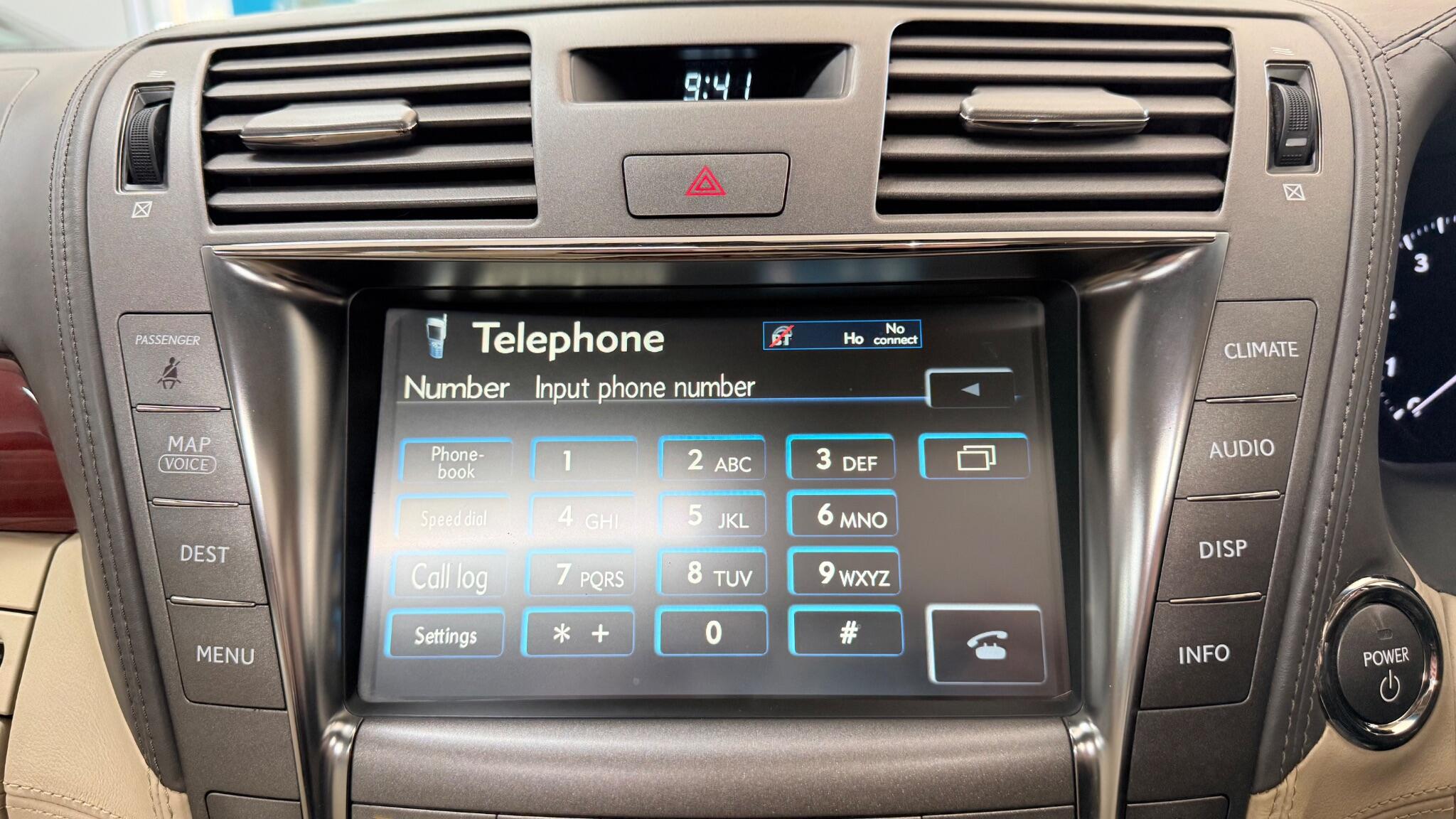 Lexus LS view 15