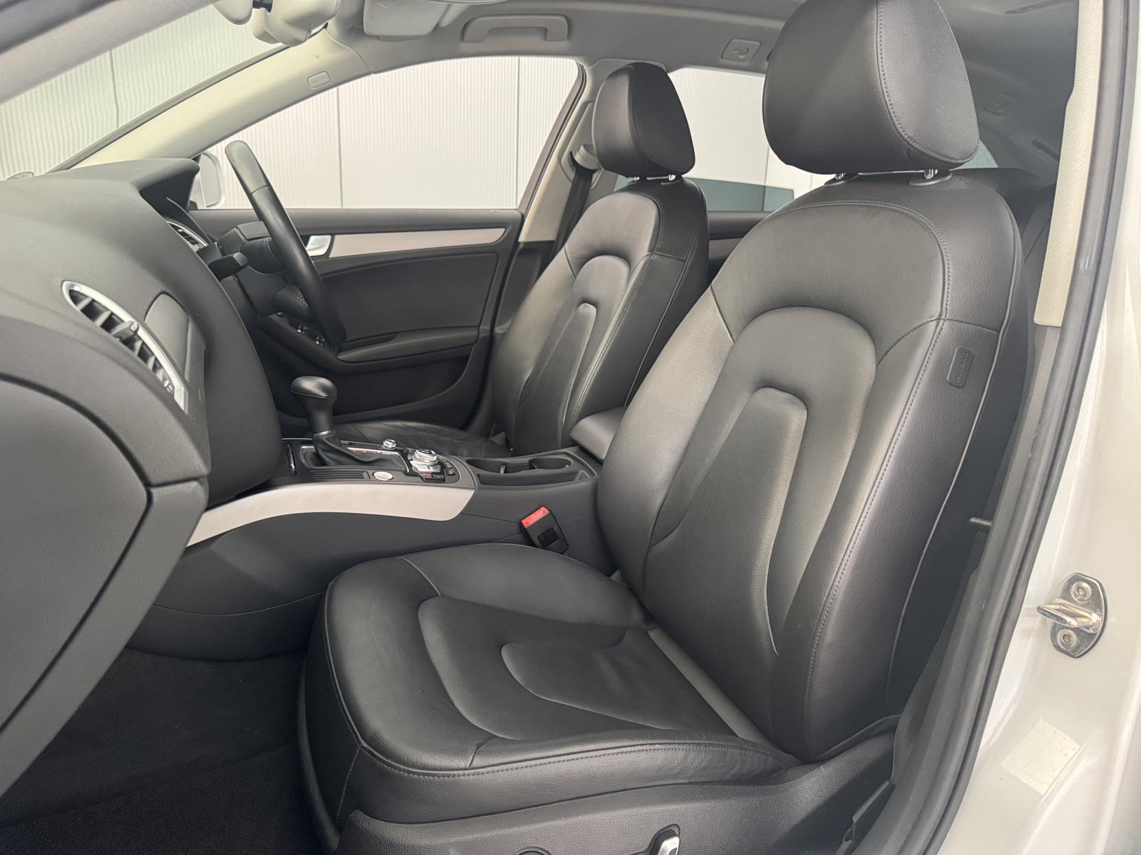 Audi A4 Avant view 61