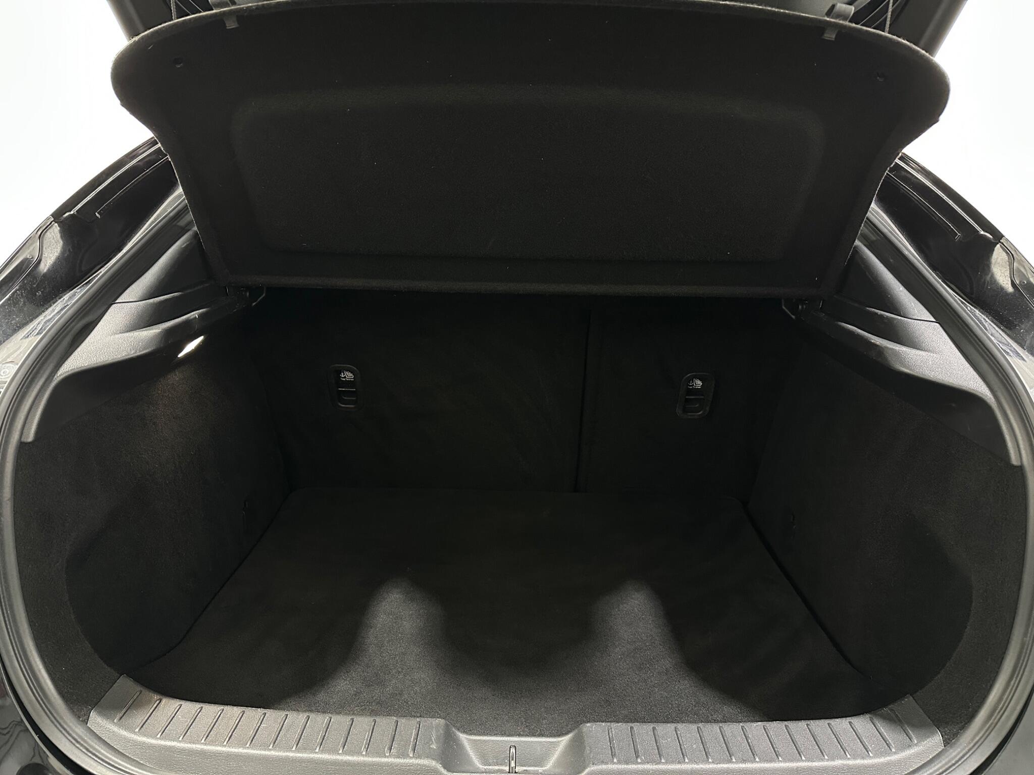 Mazda CX-30 view 48