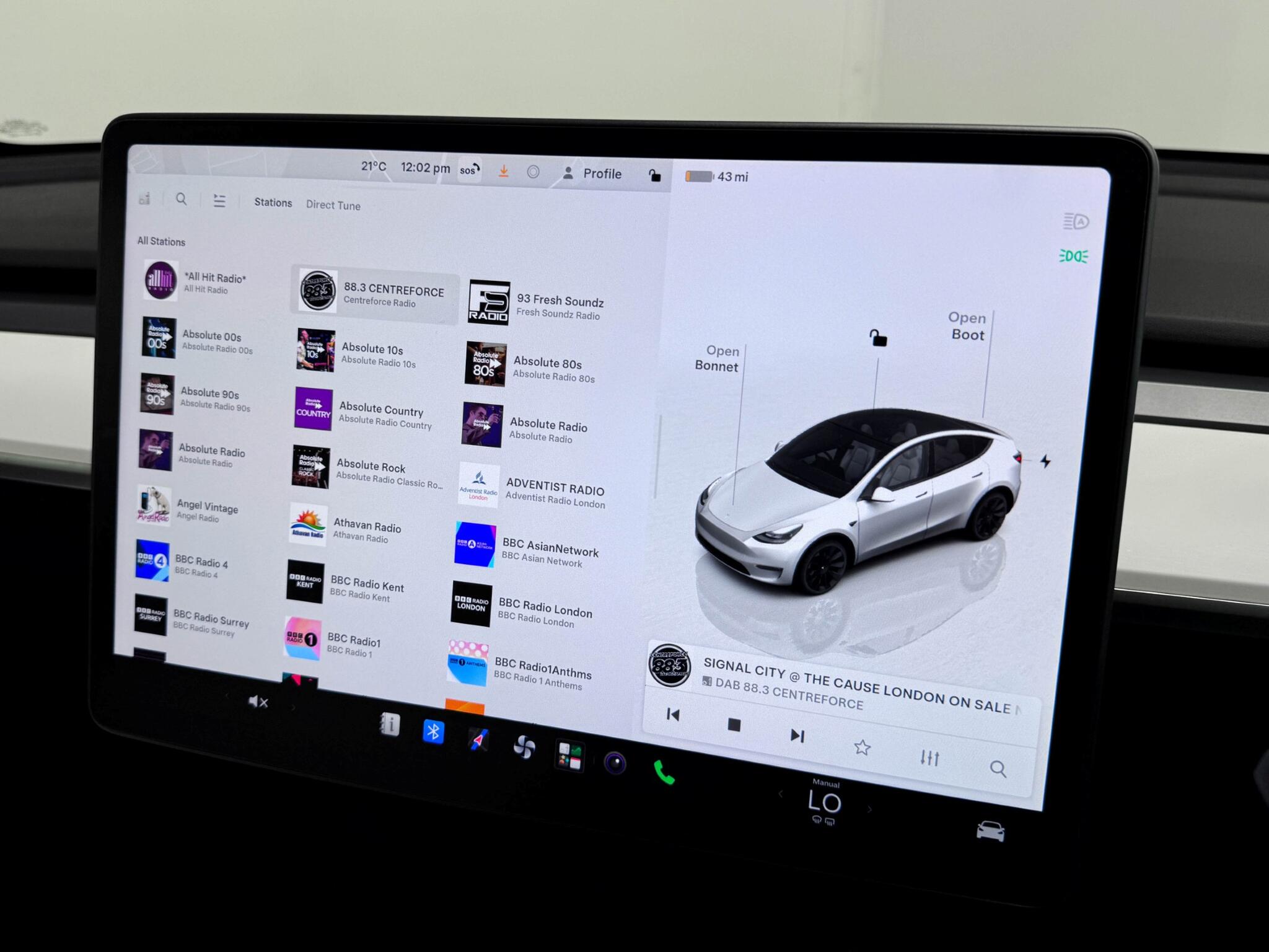 Tesla Model Y view 39