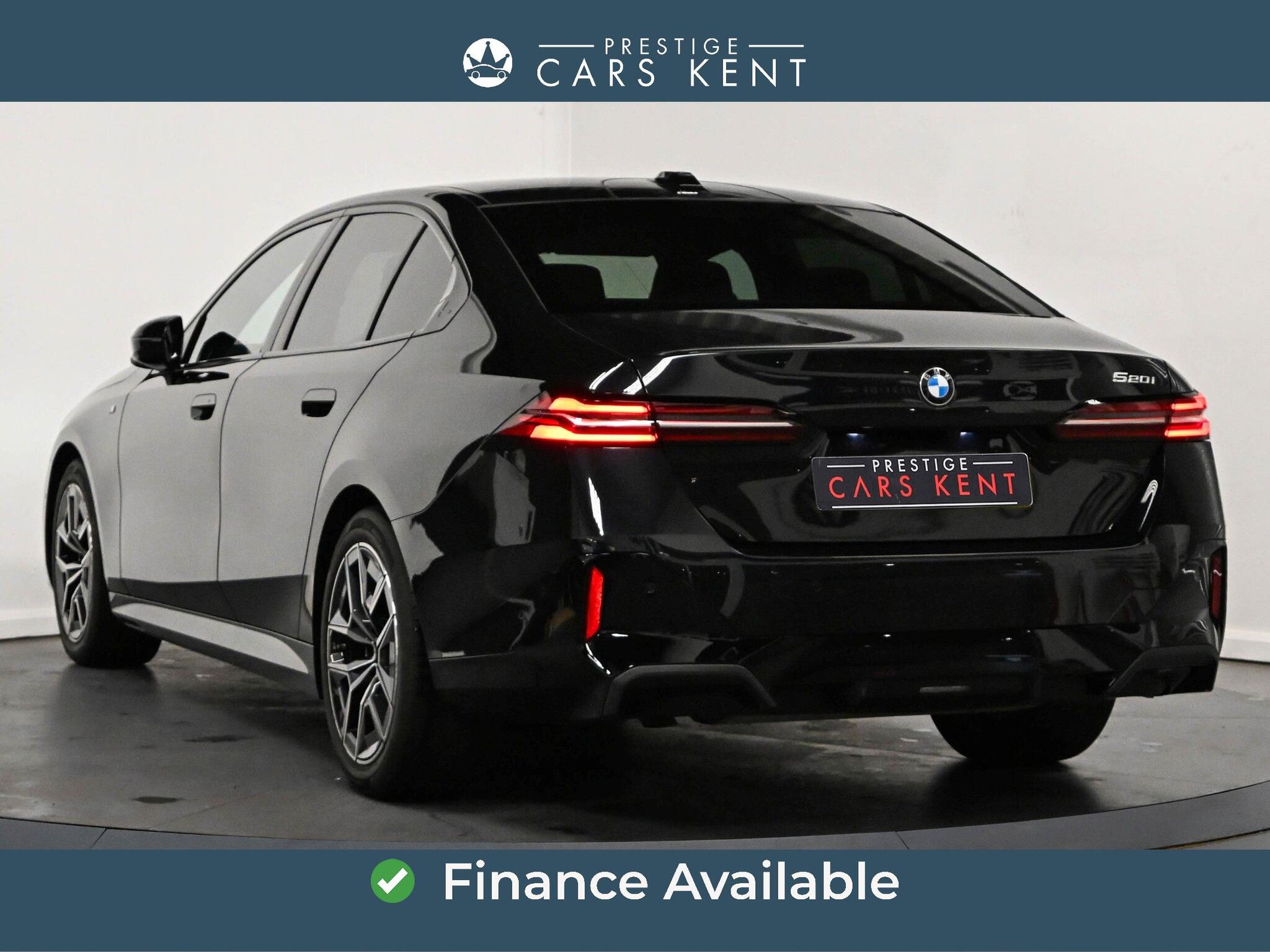 BMW 5 Series view 3