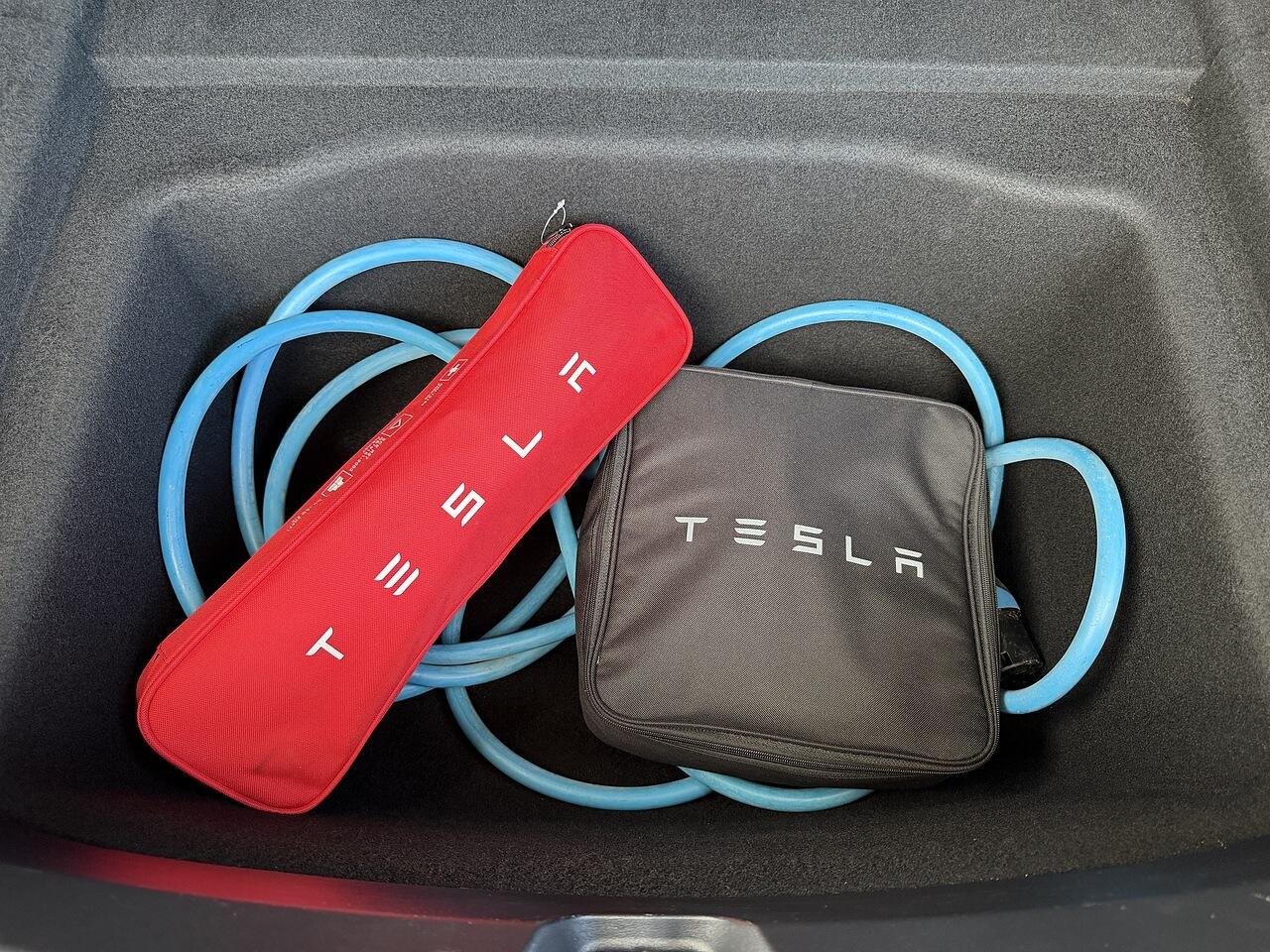 Tesla Model 3 view 16