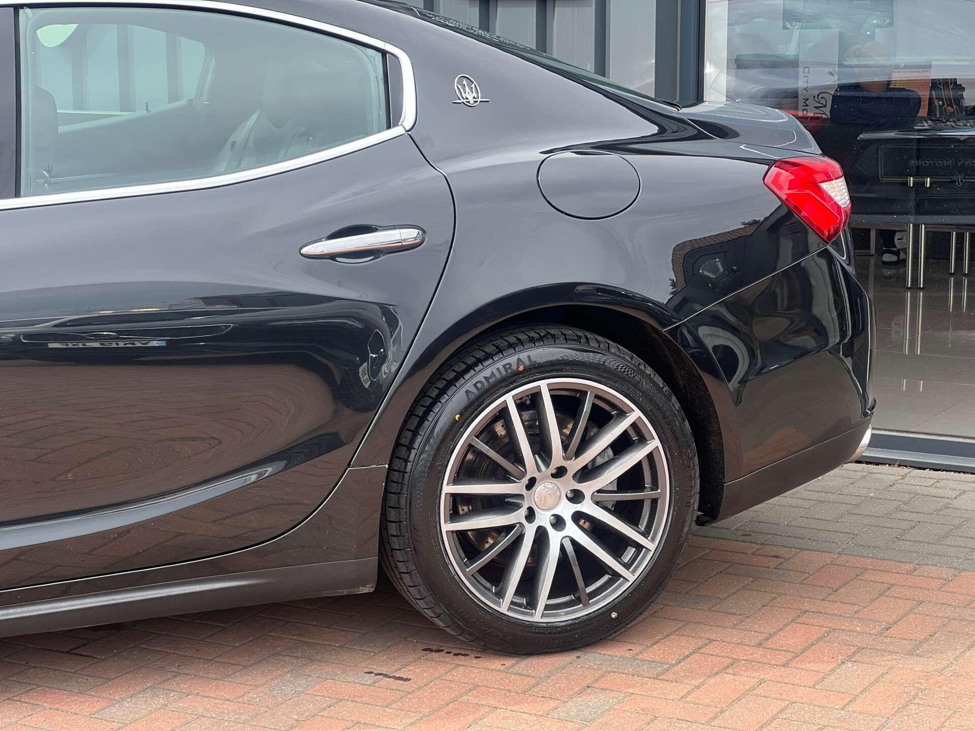 Maserati Ghibli view 59