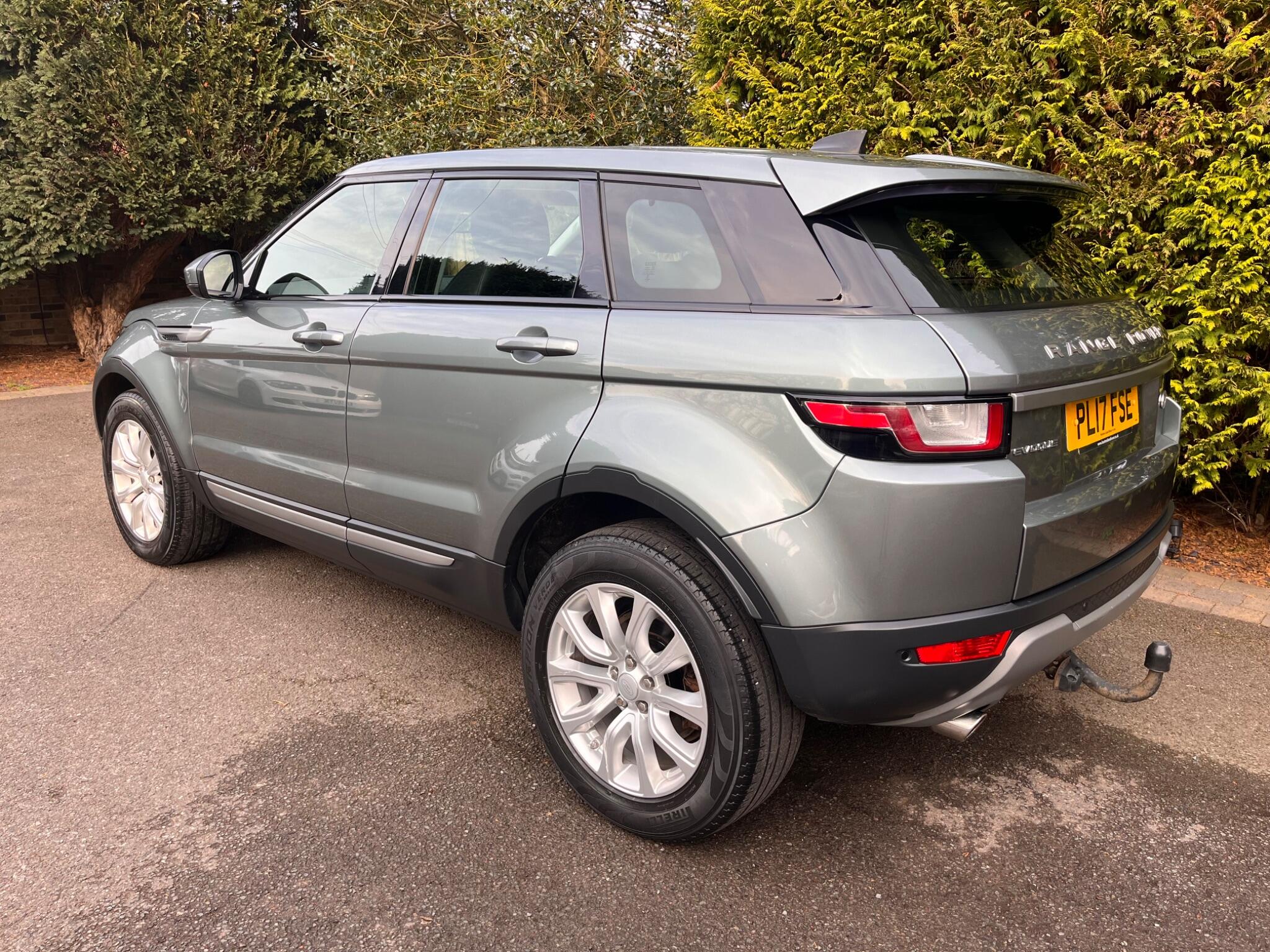 Land Rover Range Rover Evoque view 11
