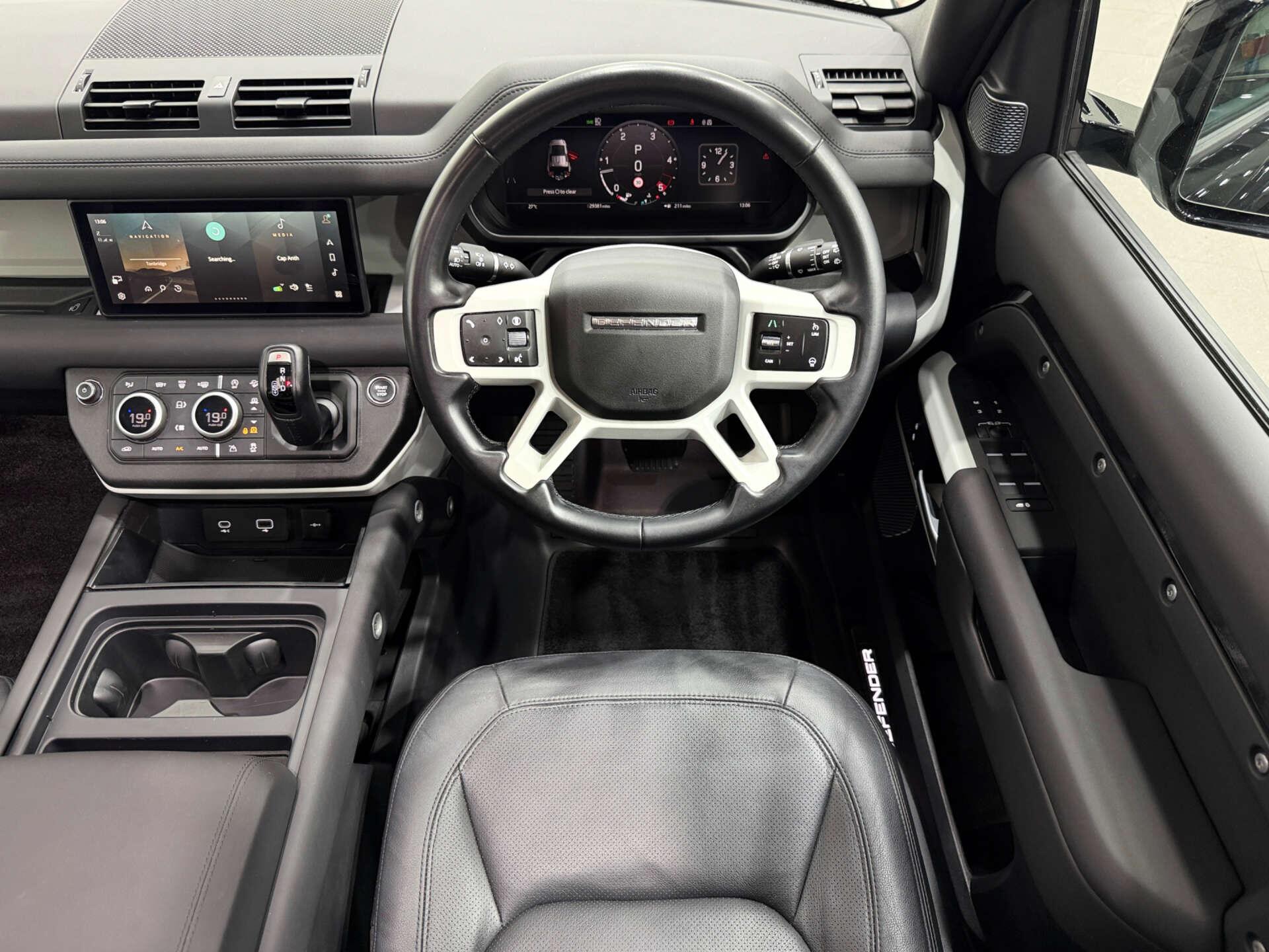 Land Rover Defender view 21
