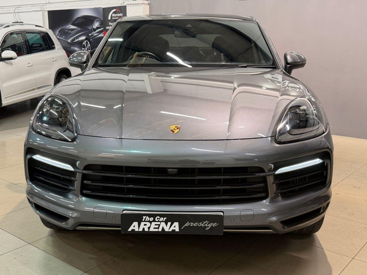 Porsche Cayenne view 5