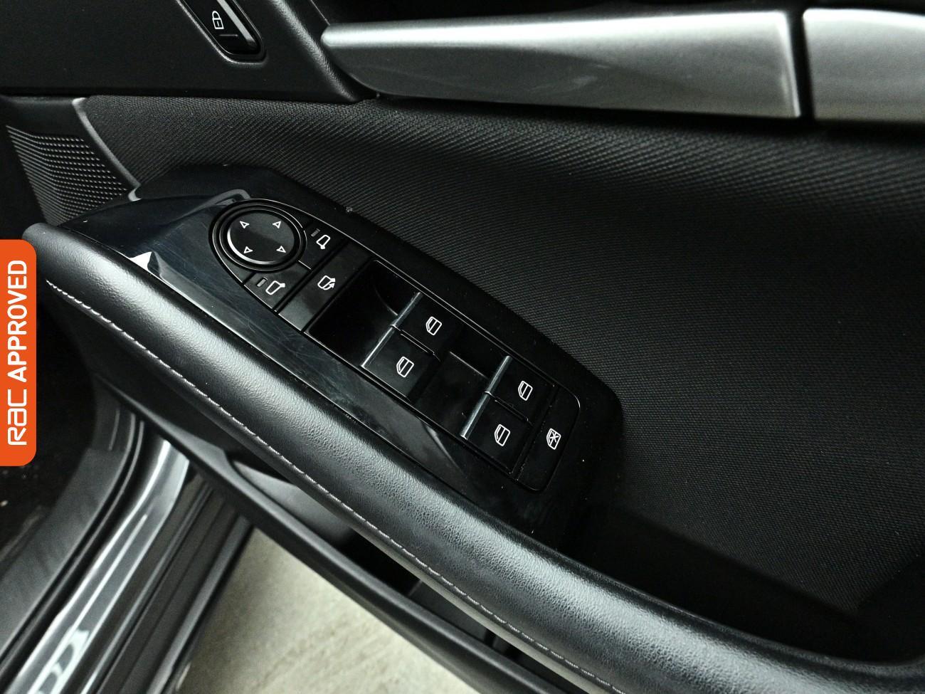 Mazda CX-30 view 22