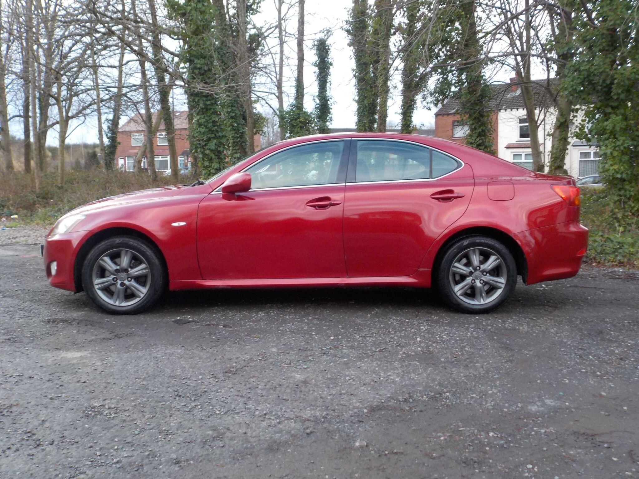 Lexus IS 2.2 220TD 4dr