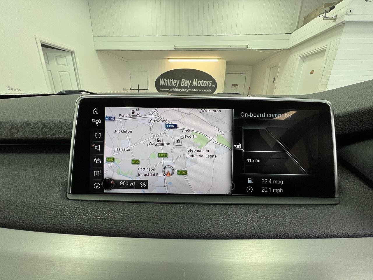 BMW X5 view 12