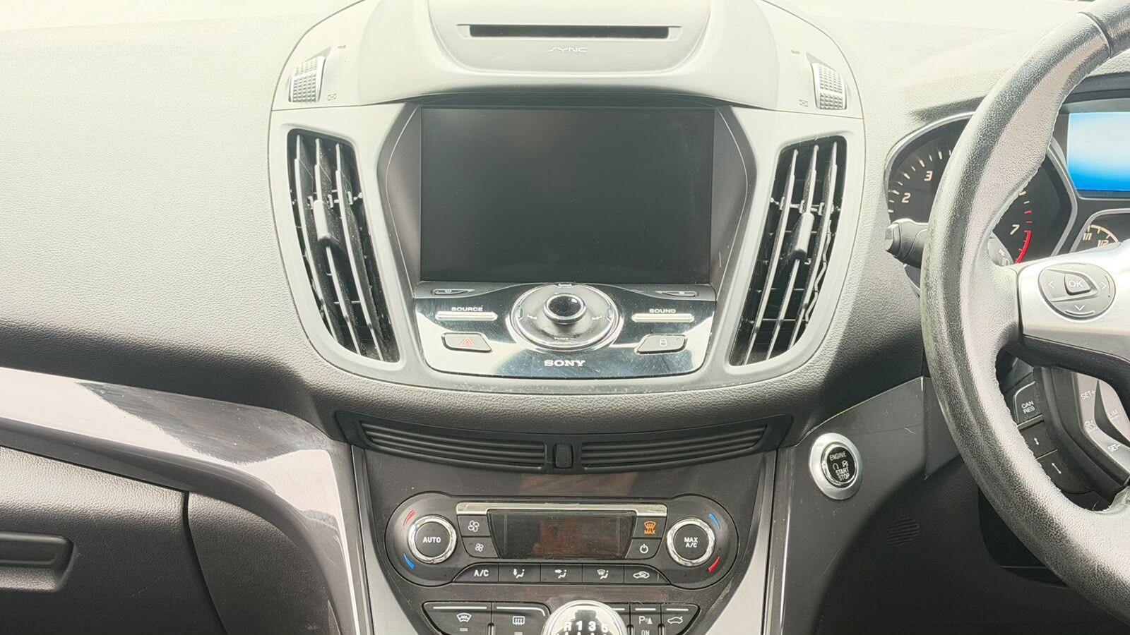 Ford Kuga view 25