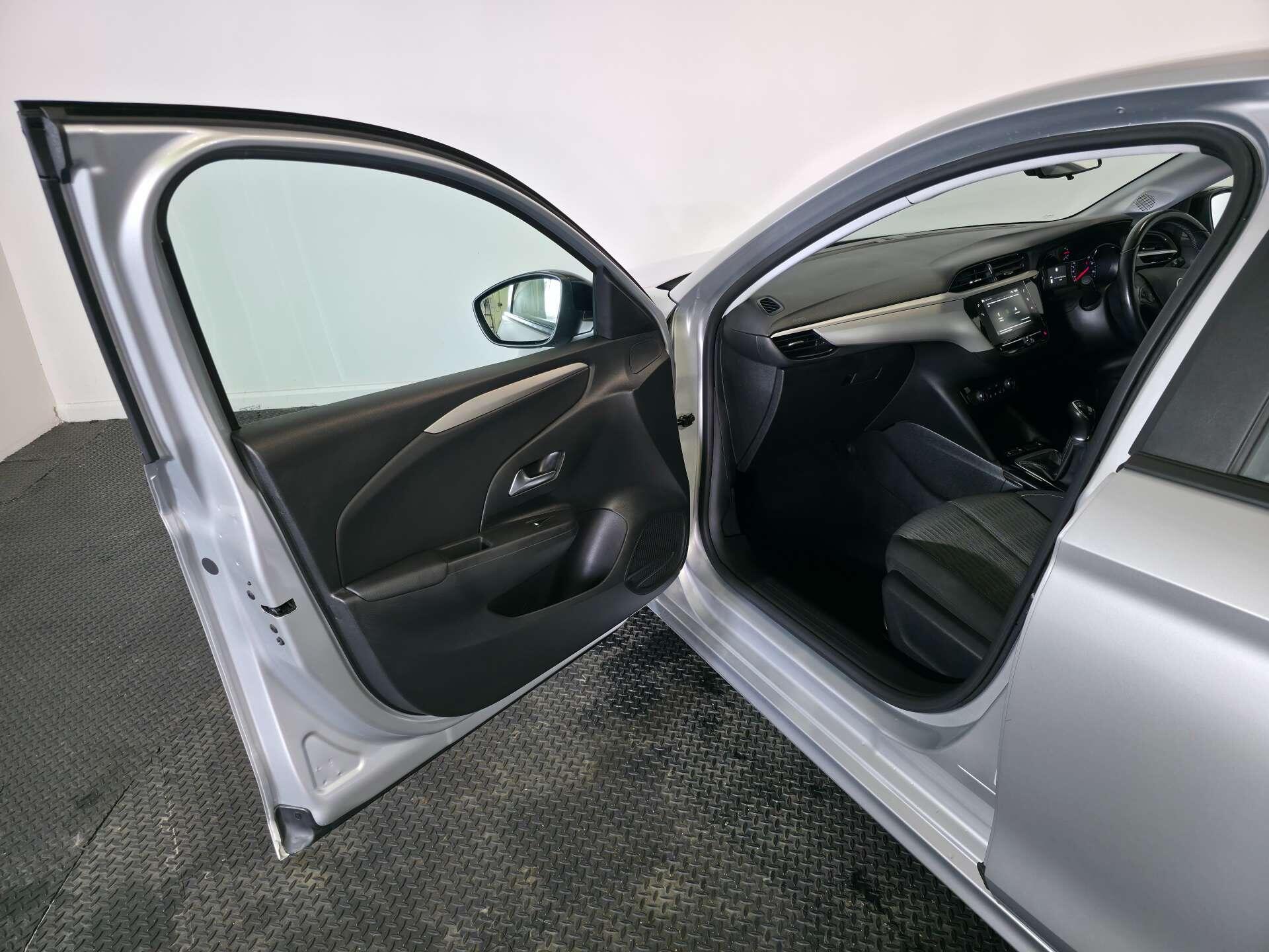 Vauxhall Corsa view 50