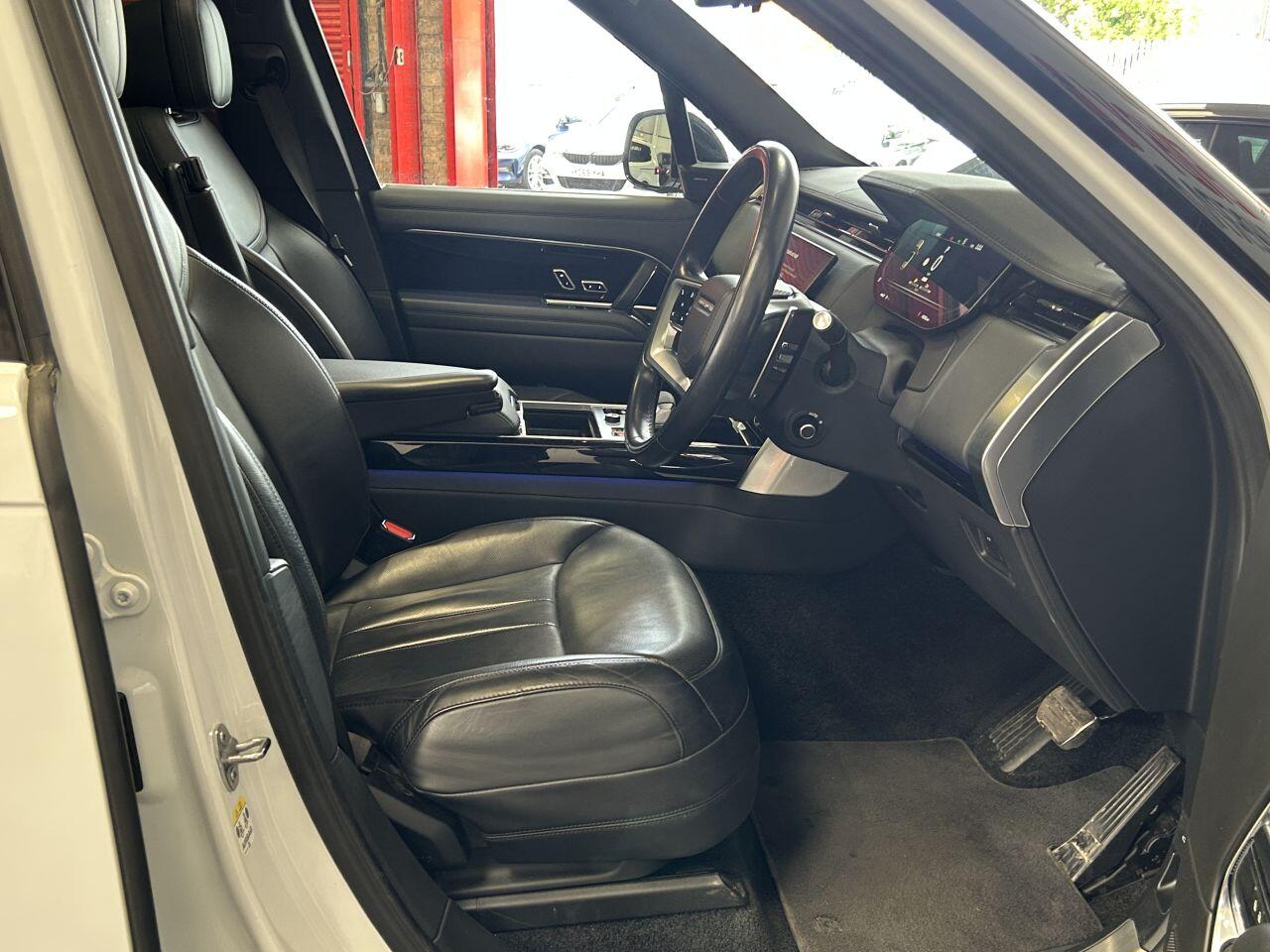 Land Rover Range Rover view 33