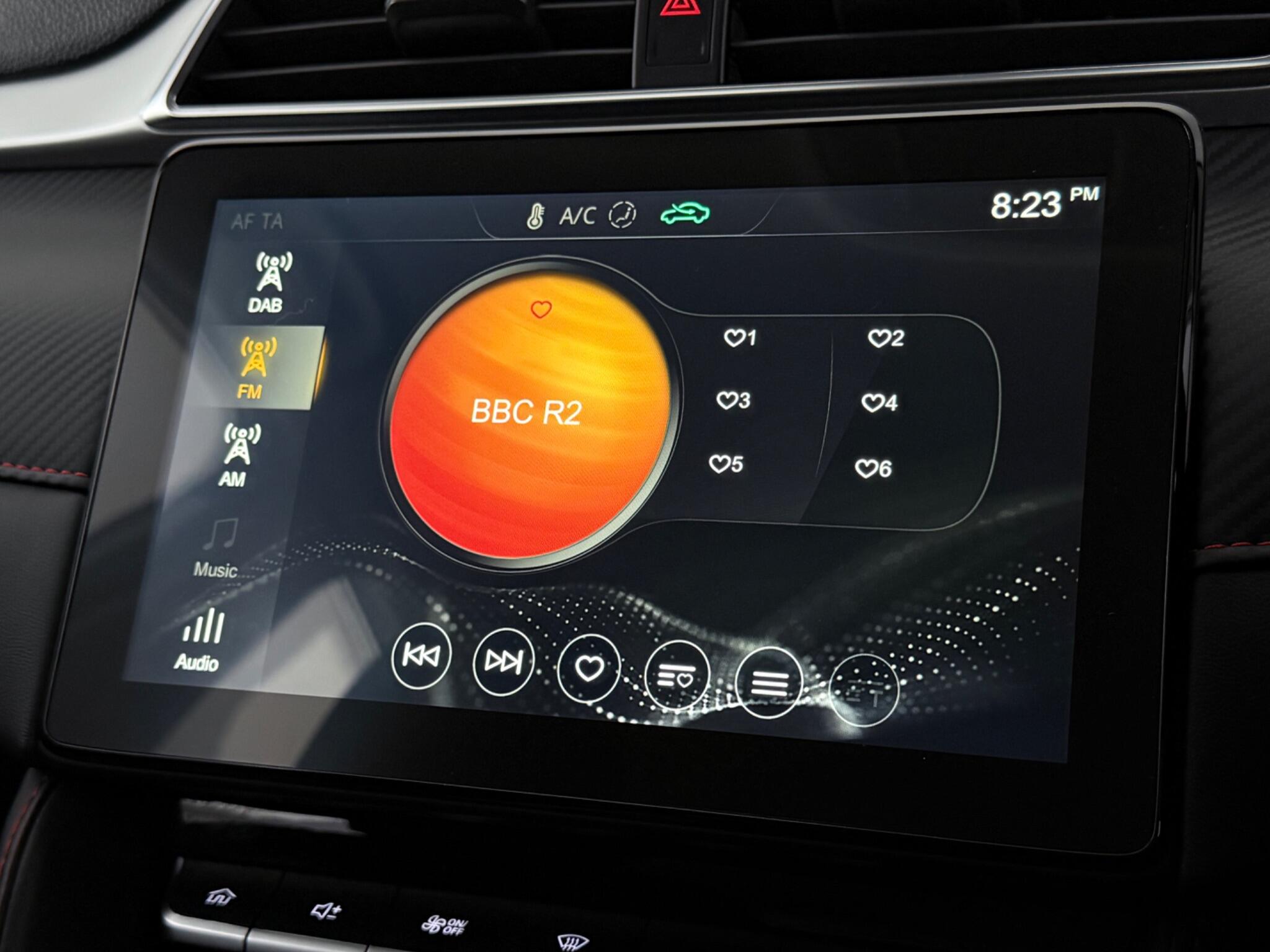 MG ZS view 27