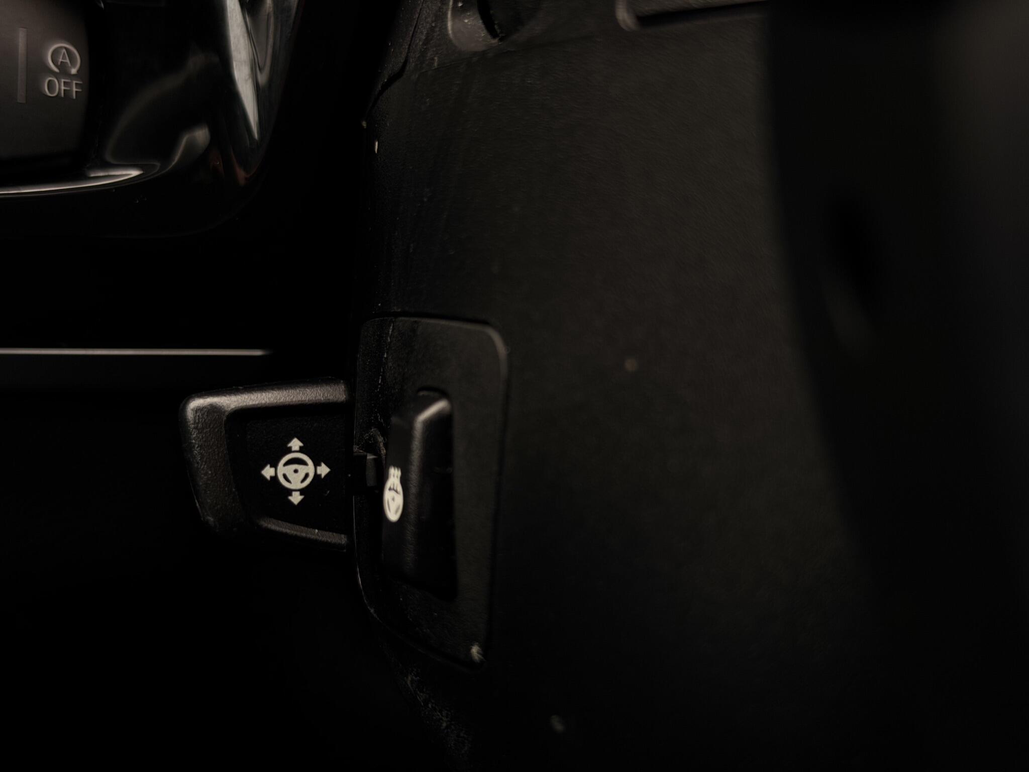 BMW X5 view 25