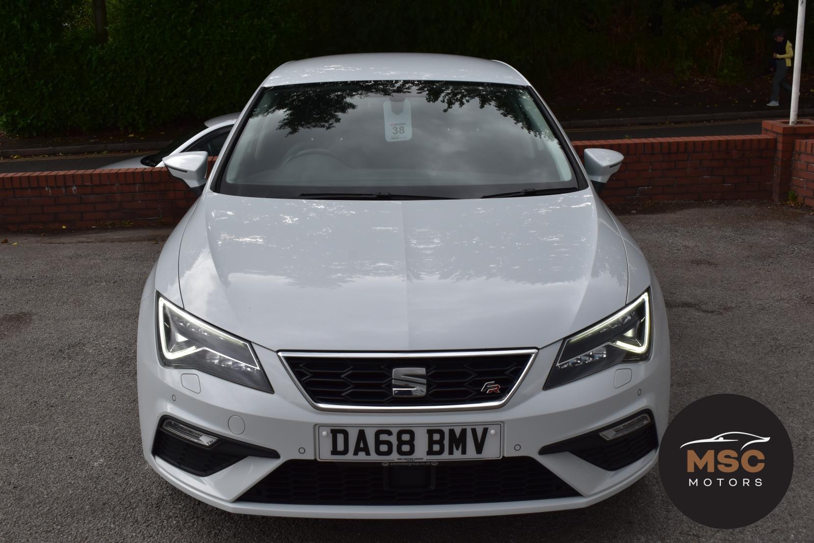 Seat Leon Leon view 3