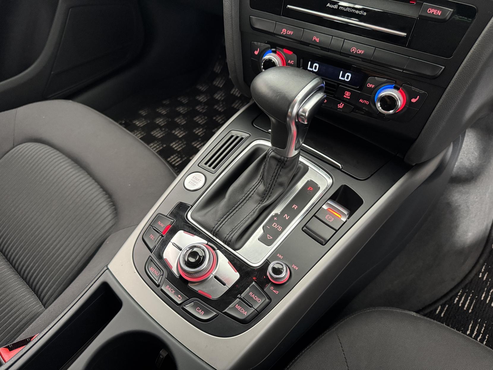 Audi A4 Avant view 74