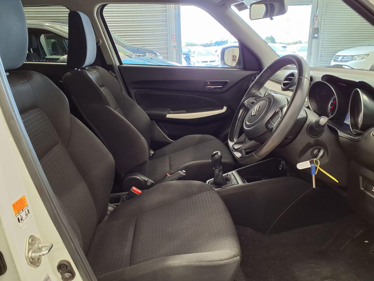 Suzuki Swift view 11