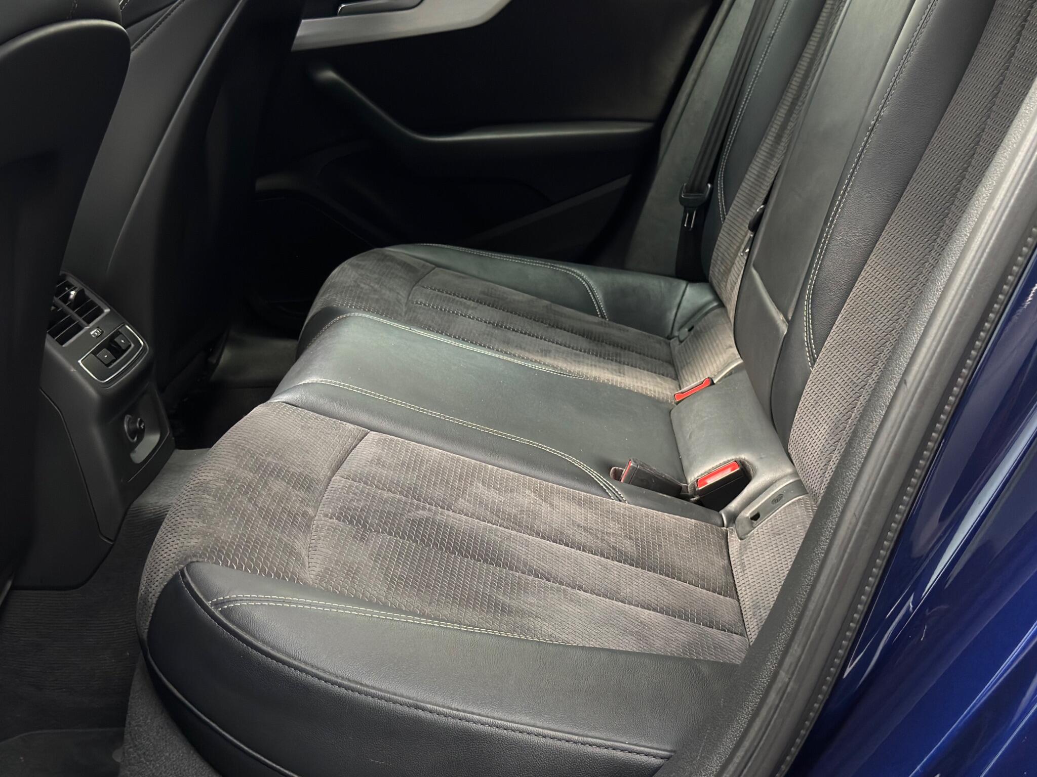 Audi A4 view 56