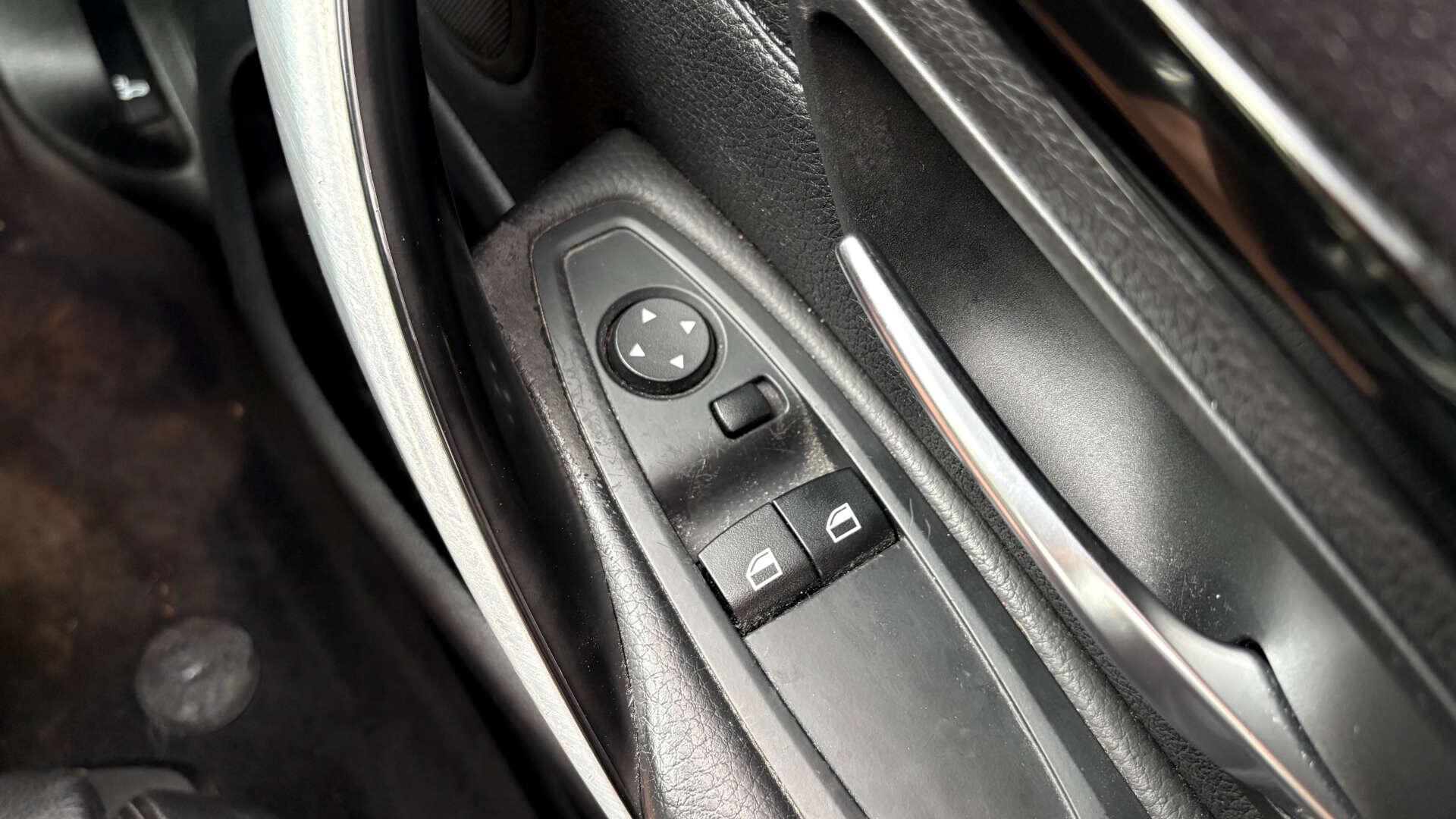 BMW 4 Series view 20