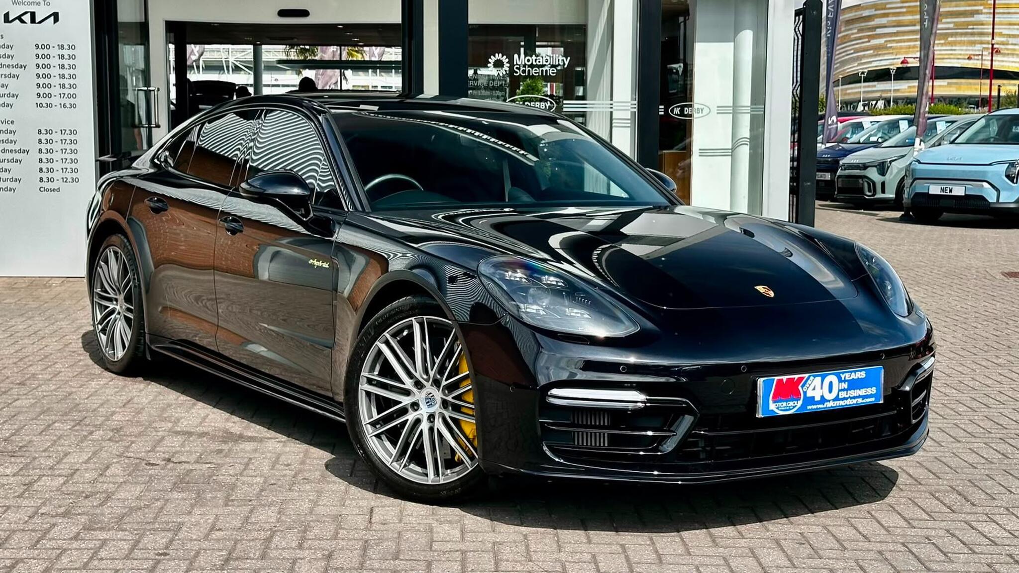 Porsche Panamera view 5