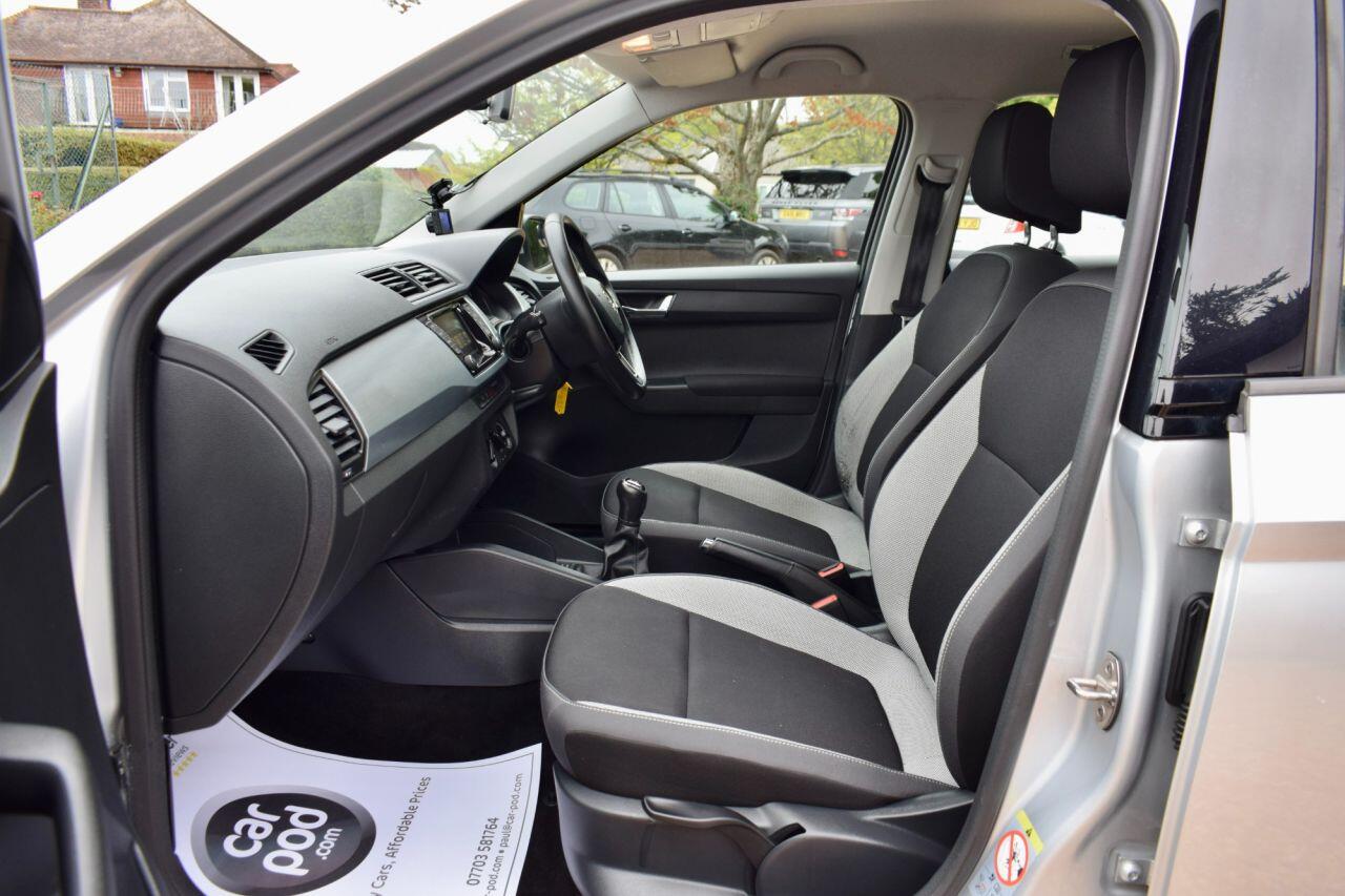 Skoda Fabia view 35