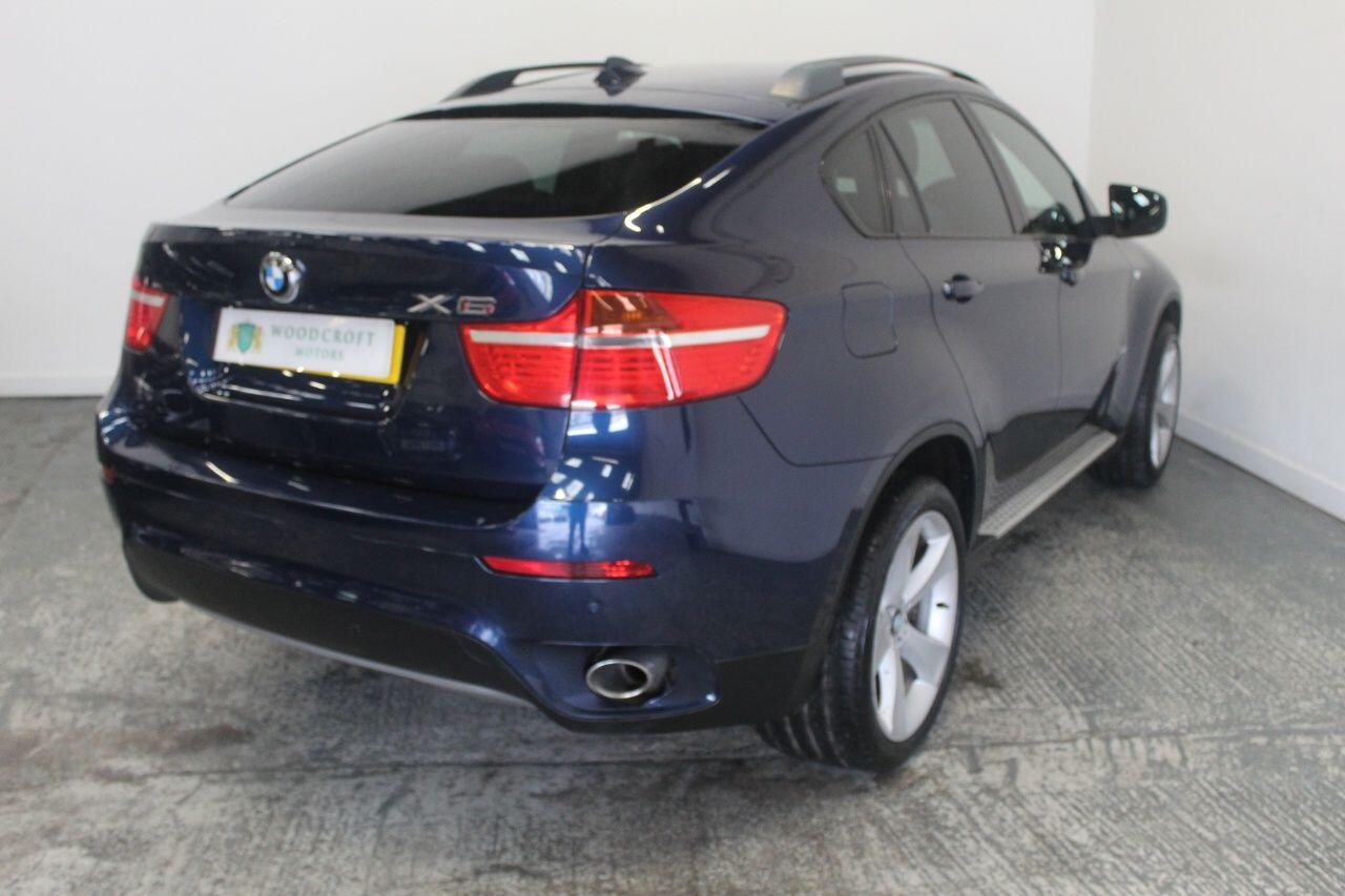 BMW X6 view 8