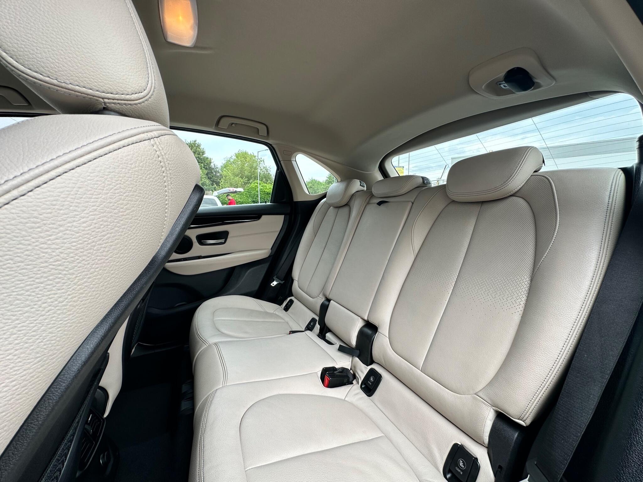 BMW 2 Series Active Tourer view 34