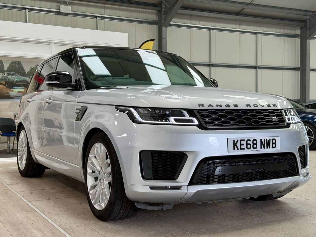 Land Rover Range Rover Sport view 11