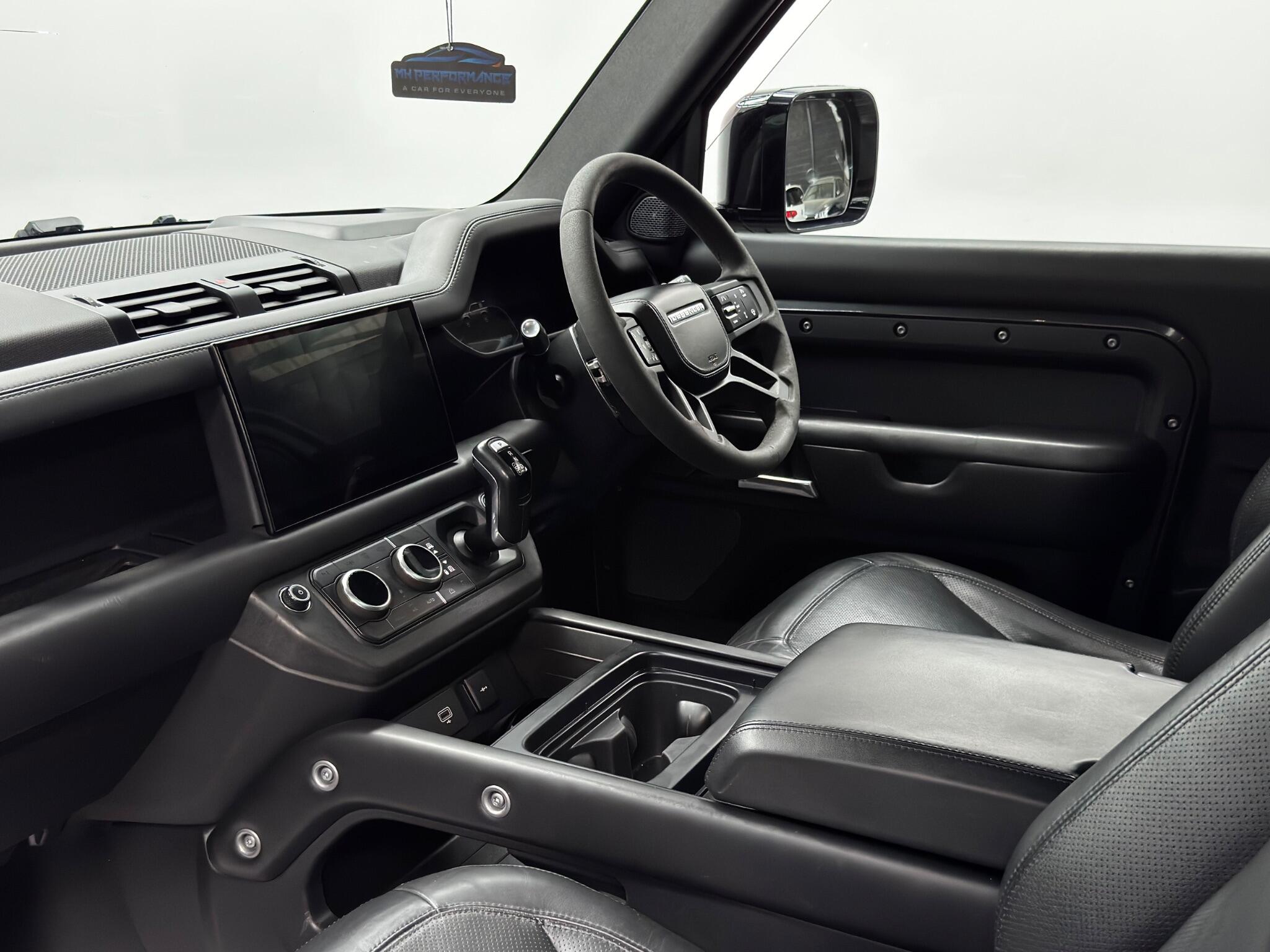 Land Rover Defender view 60