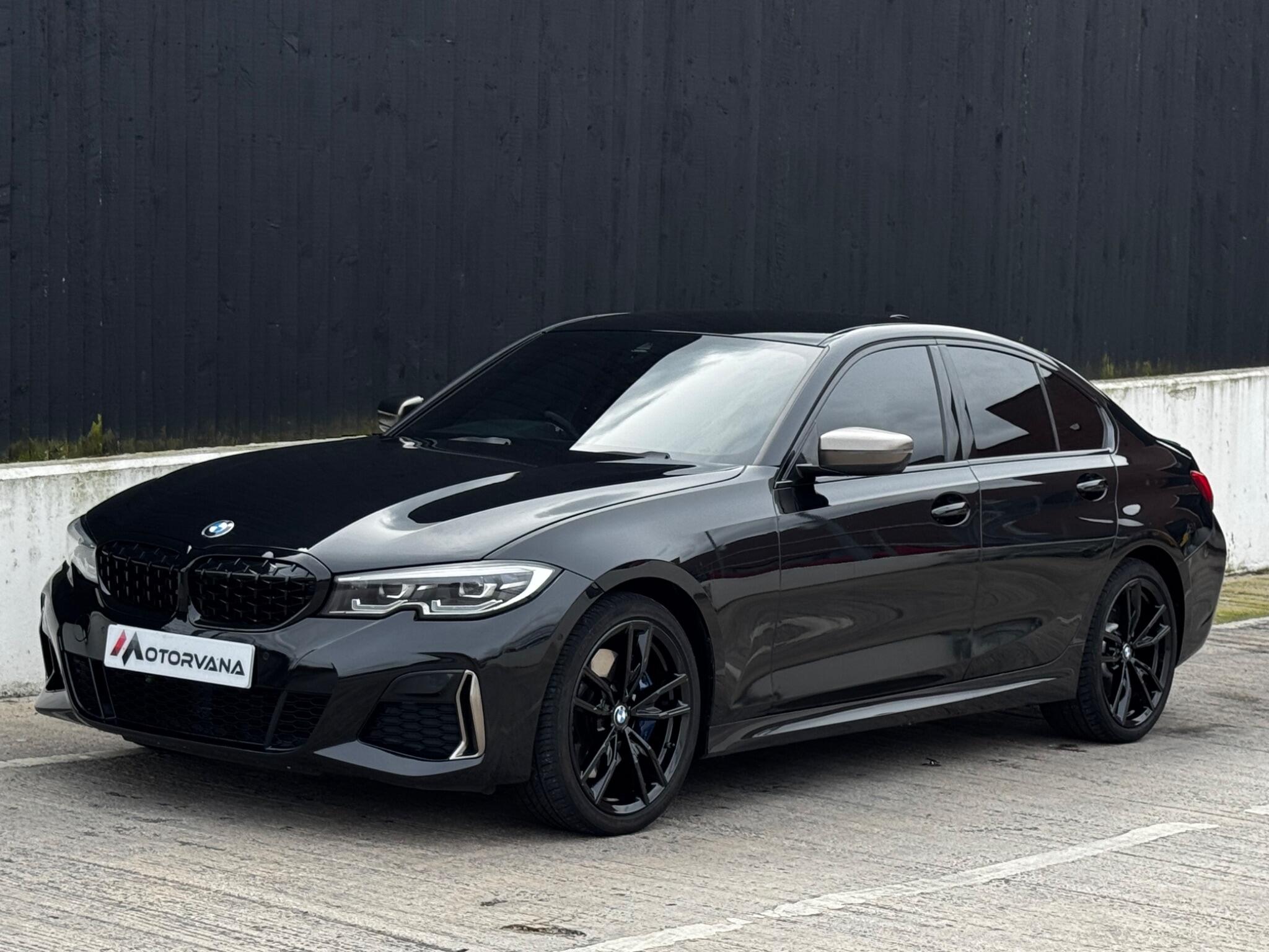 BMW 3 Series view 12
