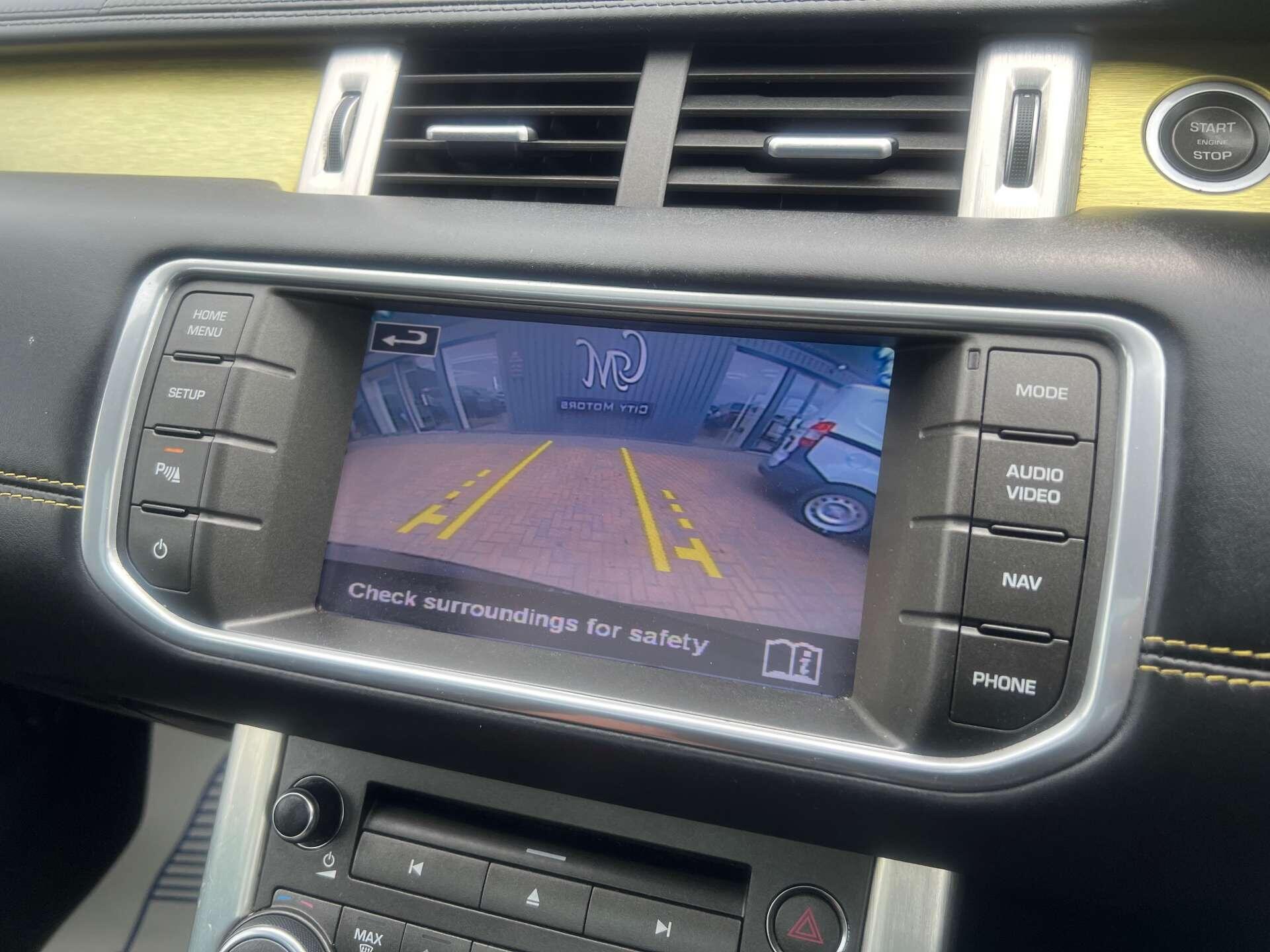Land Rover Range Rover Evoque view 29