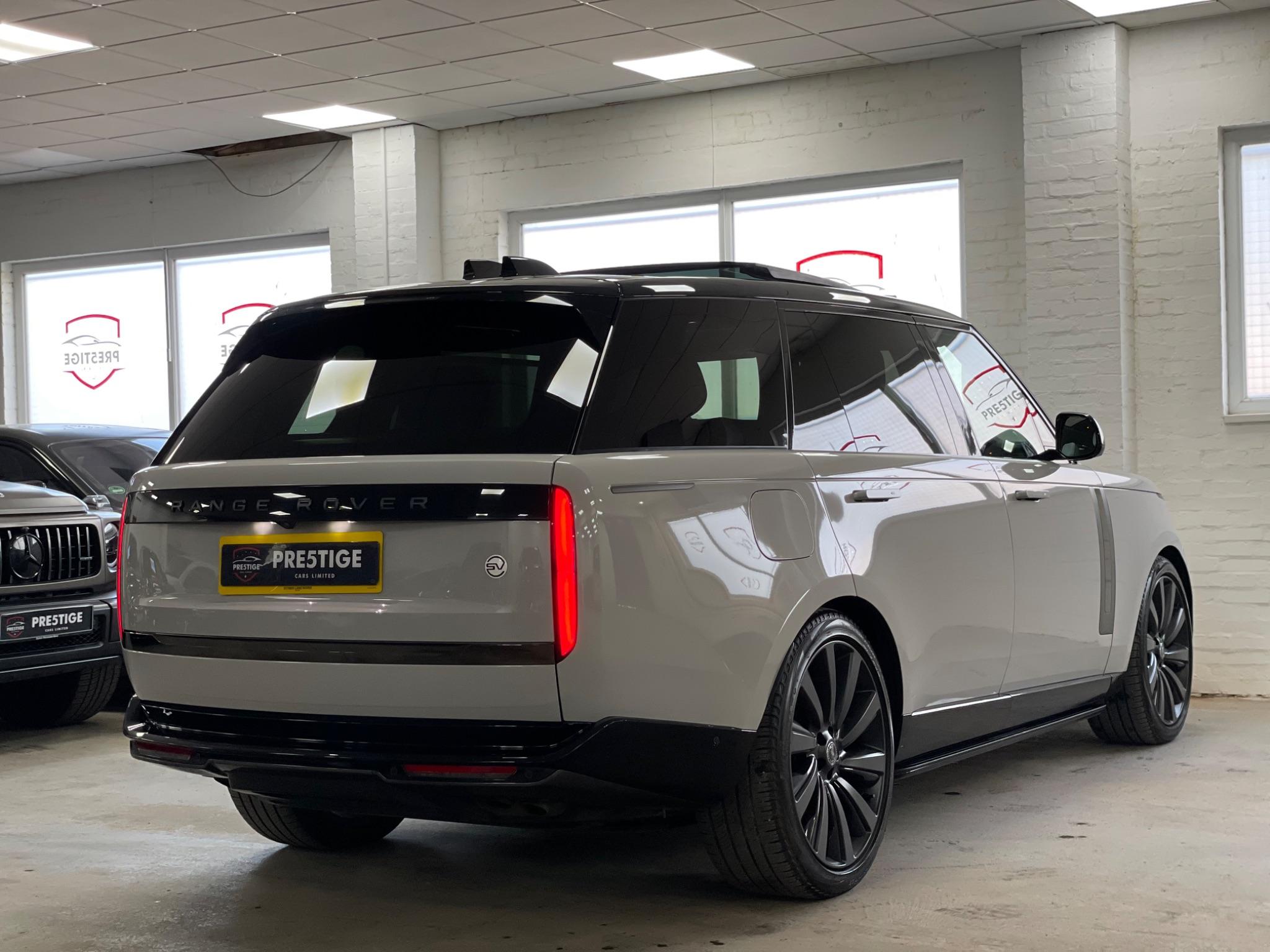 Land Rover Range Rover view 10