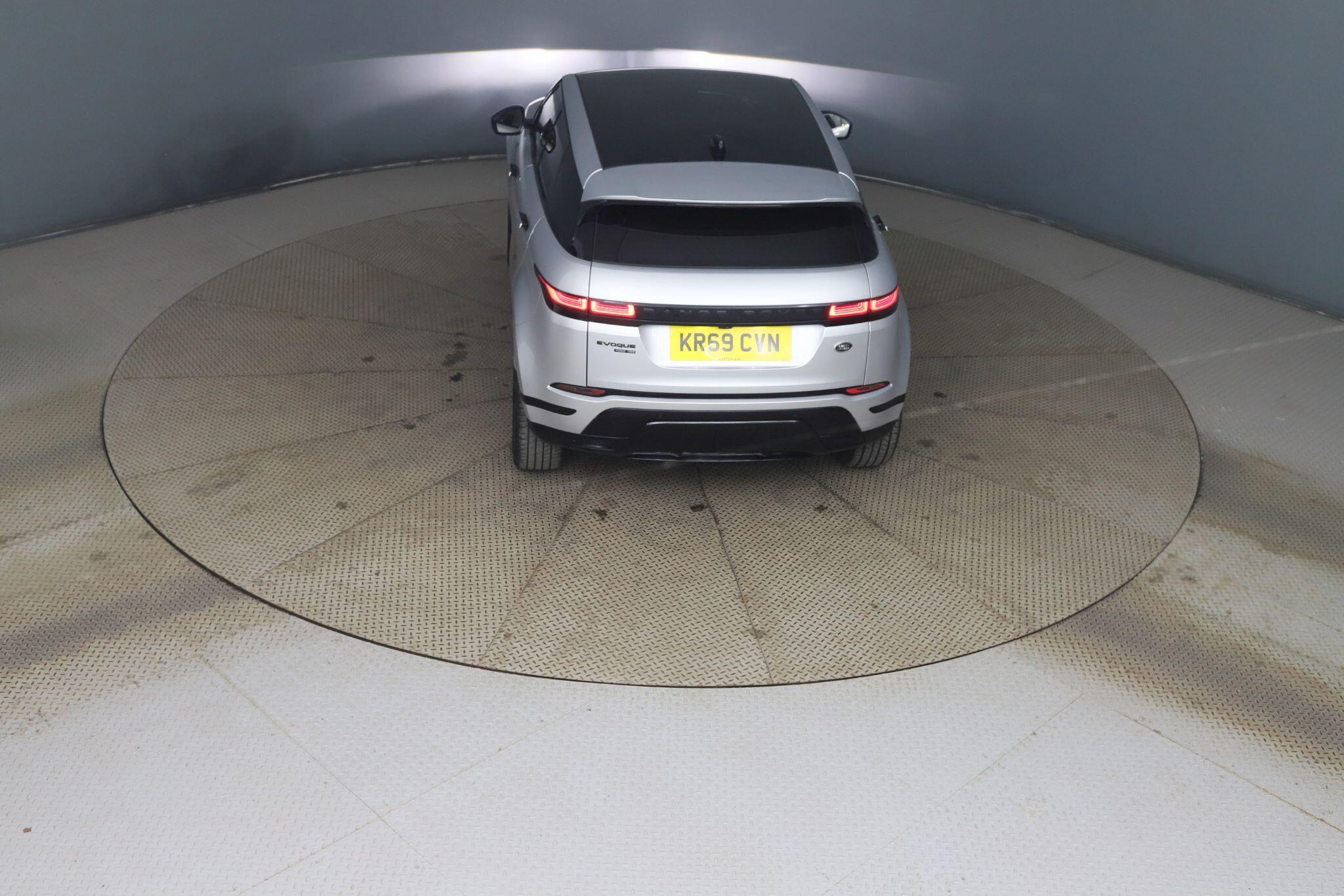 Land Rover Range Rover Evoque view 5