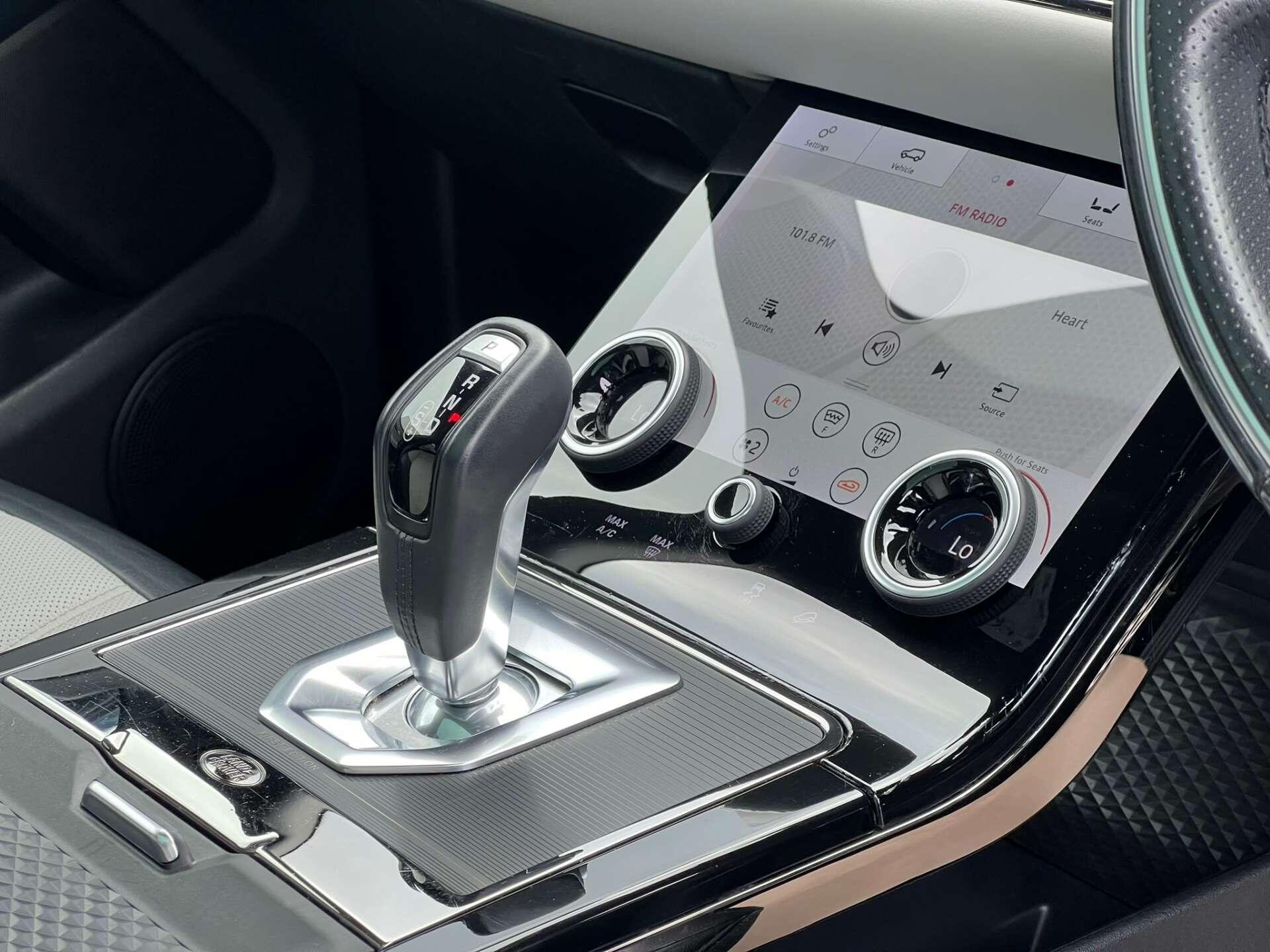 Land Rover Range Rover Evoque view 13