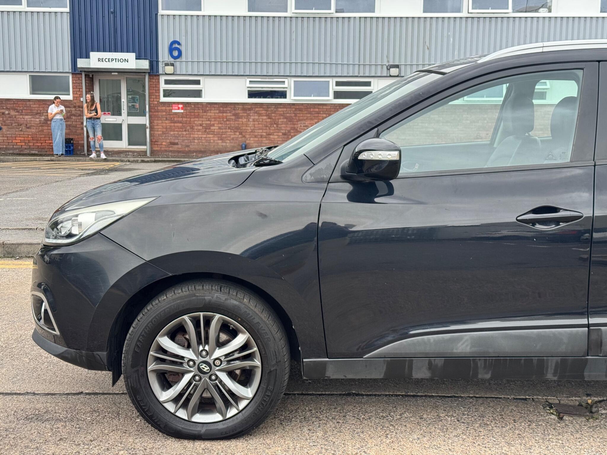 Hyundai ix35 view 50