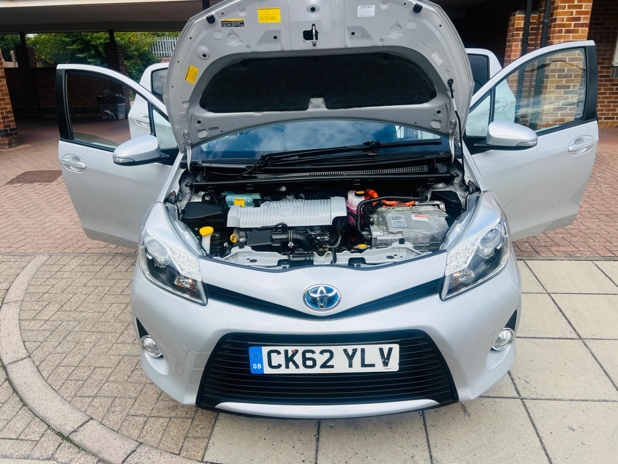 Toyota Yaris view 56