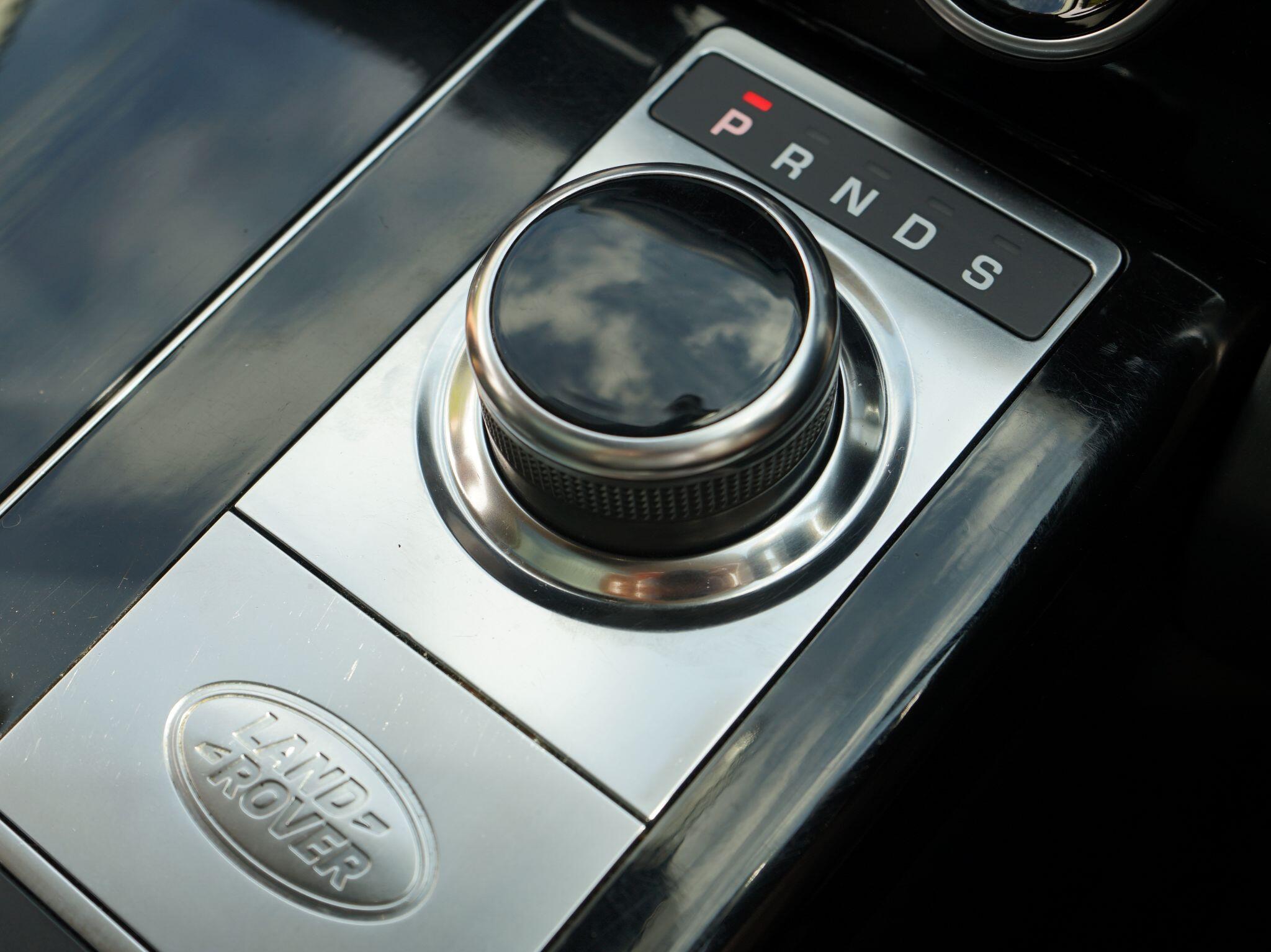 Land Rover Range Rover view 33