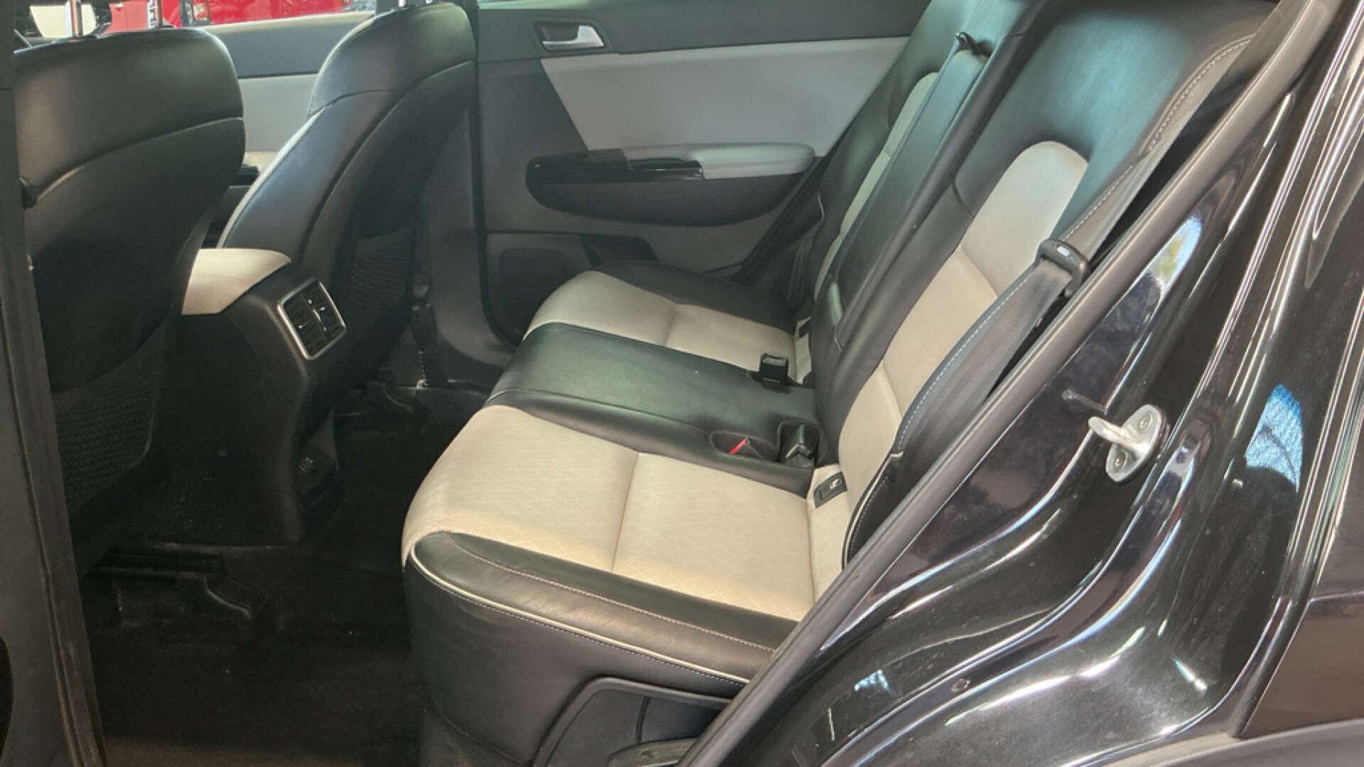 Kia Sportage view 9