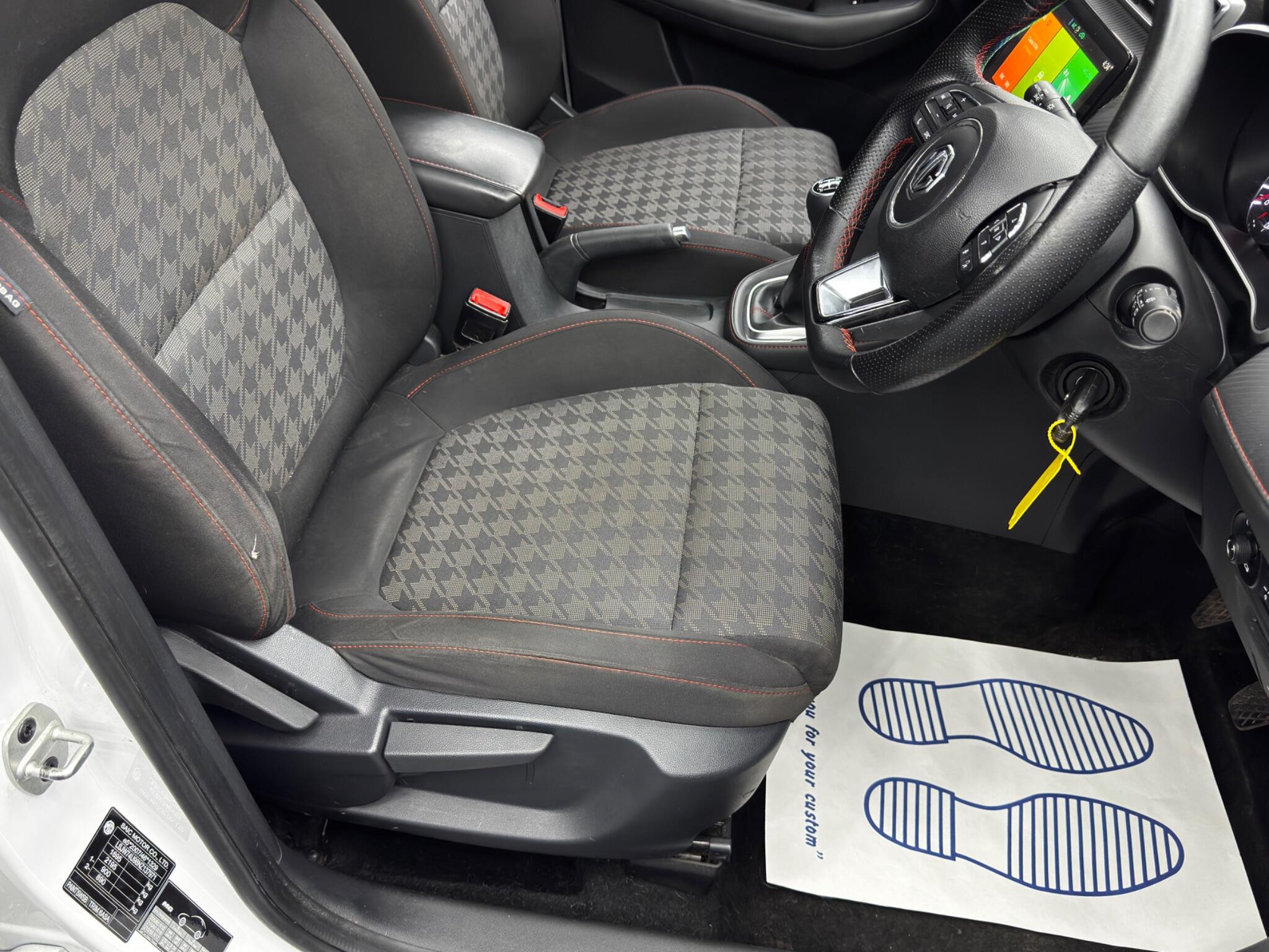MG MG ZS view 13