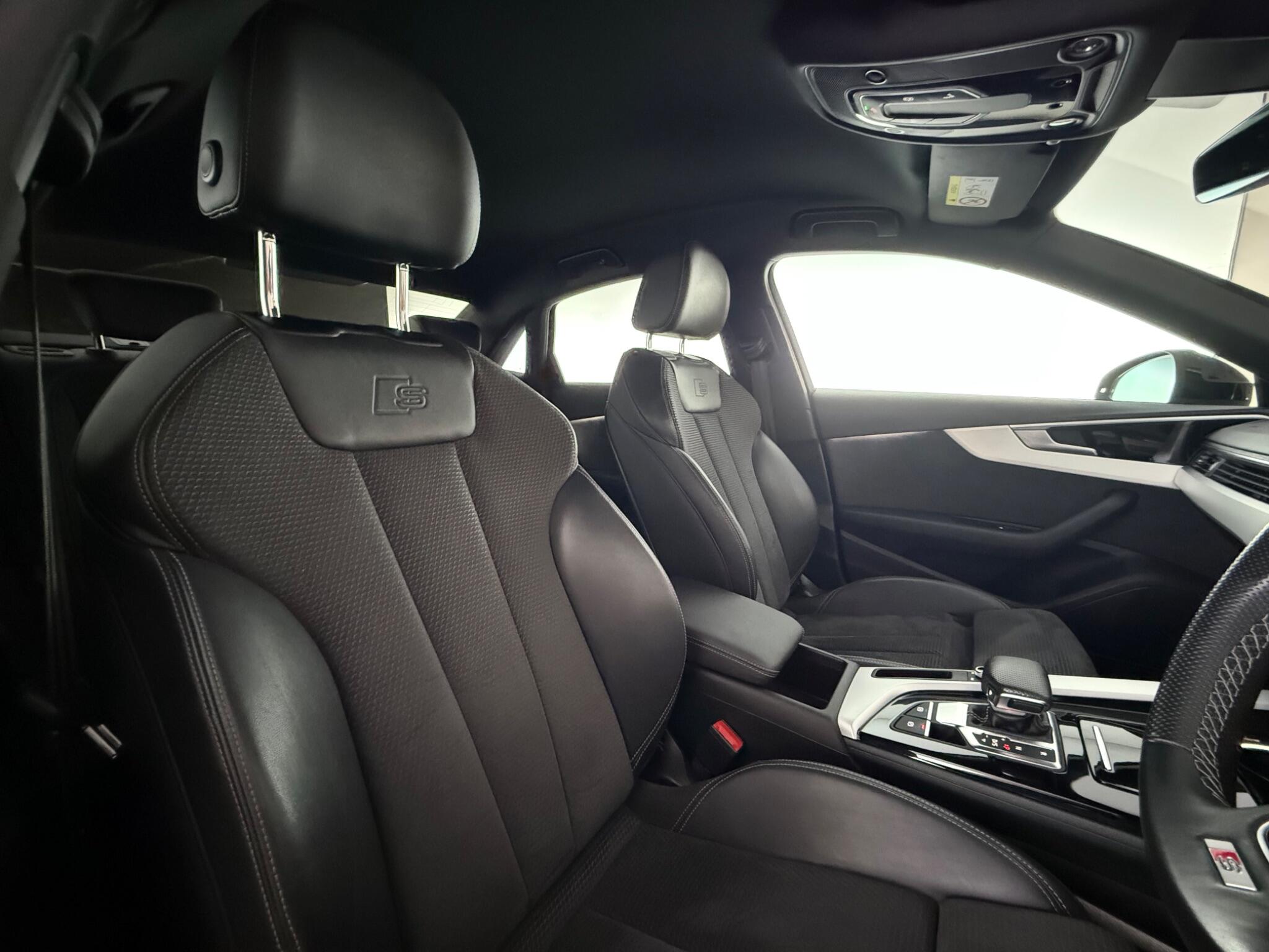 Audi A4 view 30