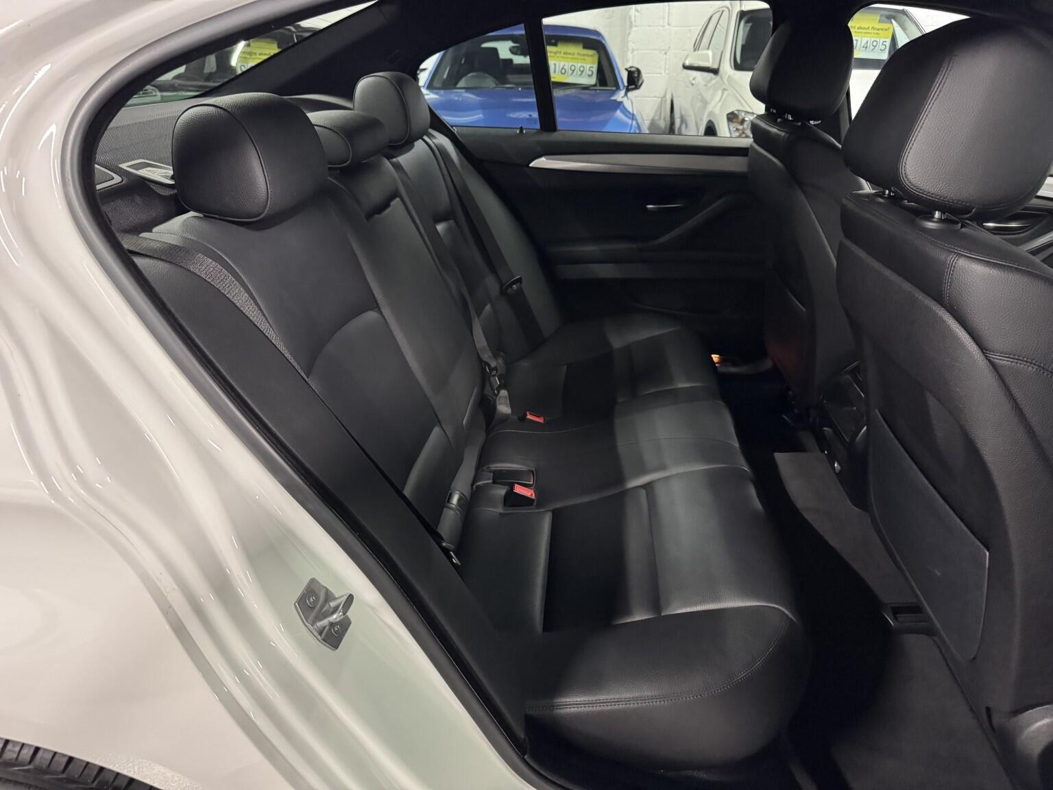 BMW 5 Series view 15