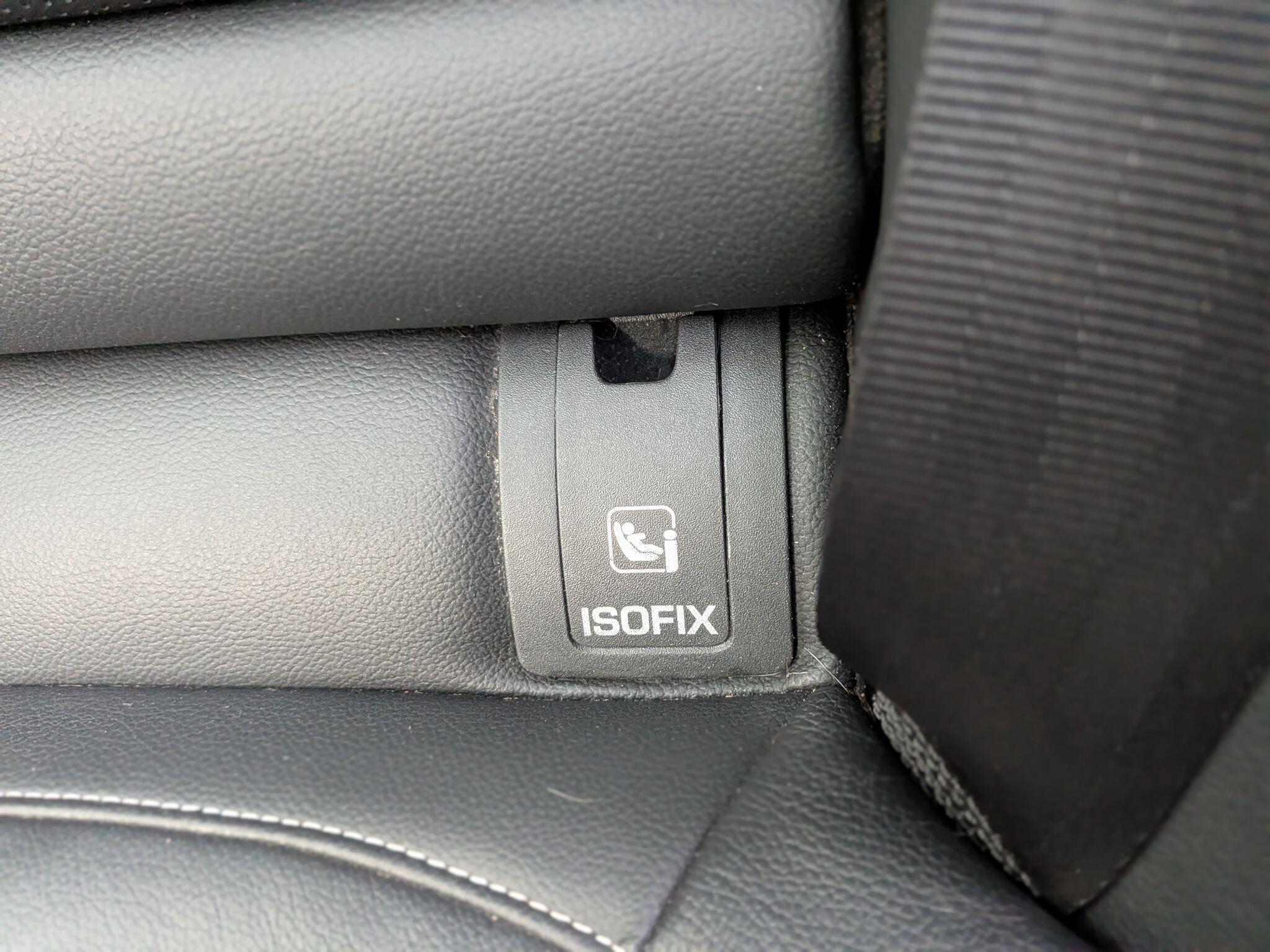 Jaguar XF view 43