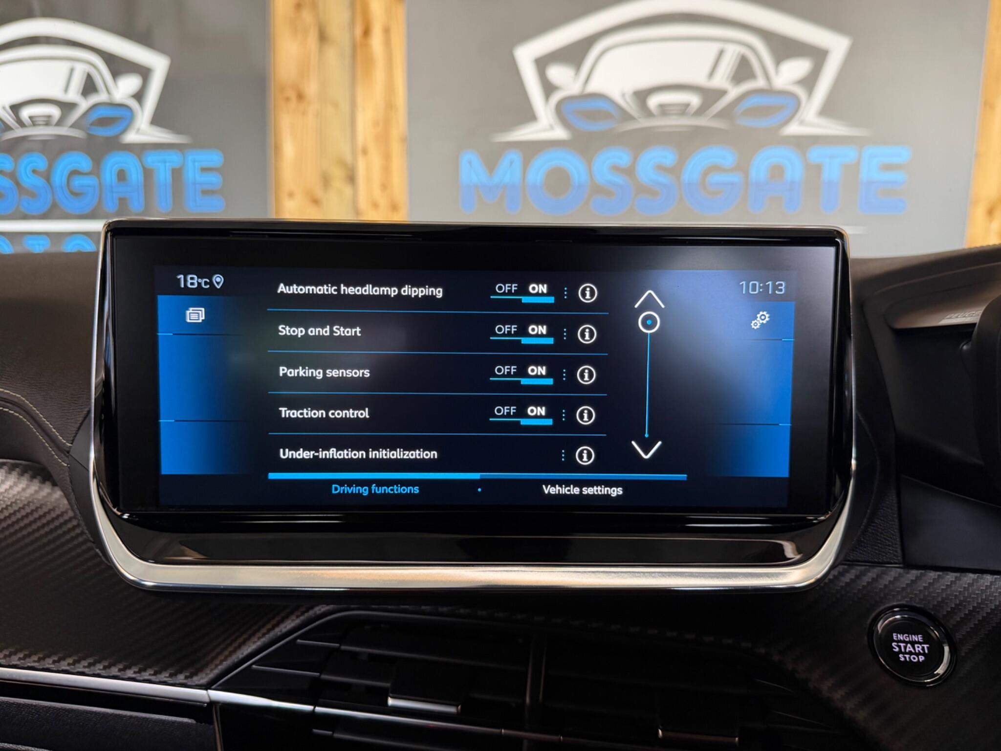 Peugeot 208 view 27