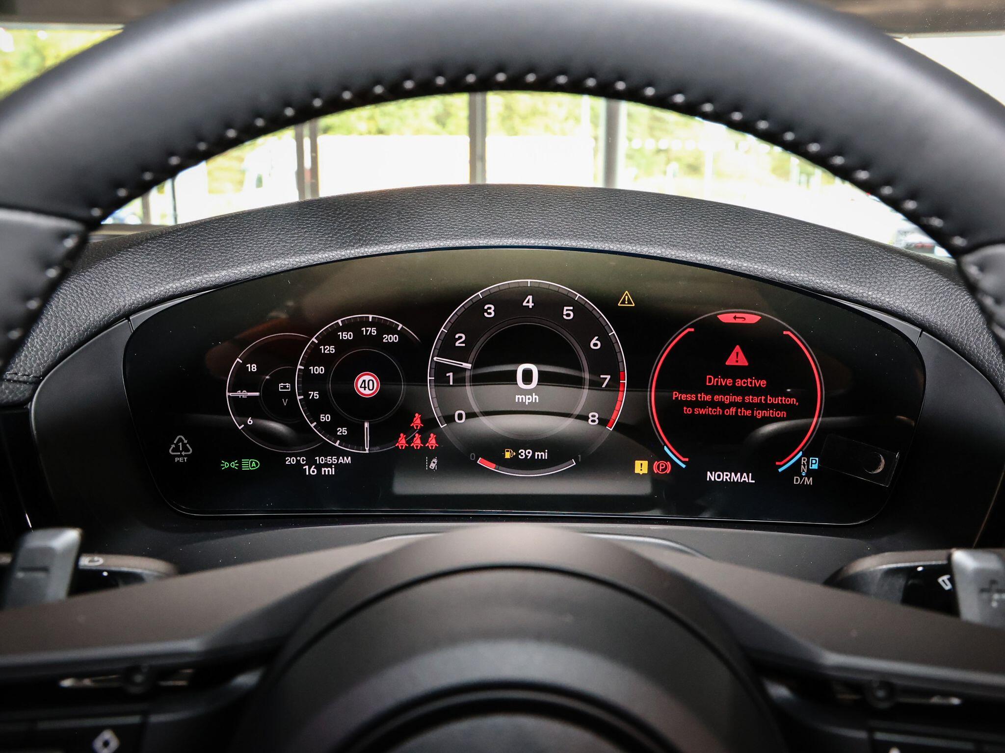 Porsche Panamera view 50