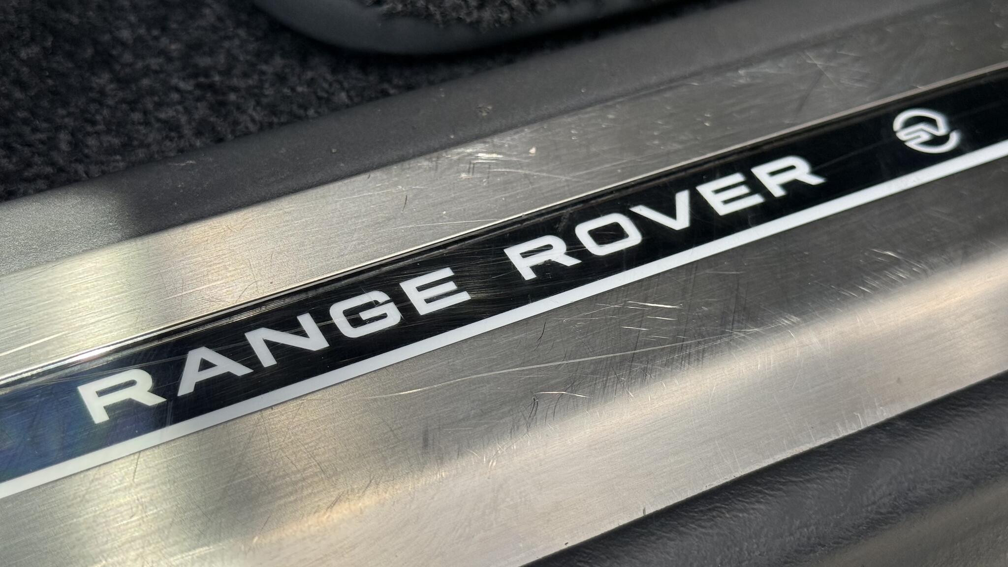 Land Rover Range Rover view 45