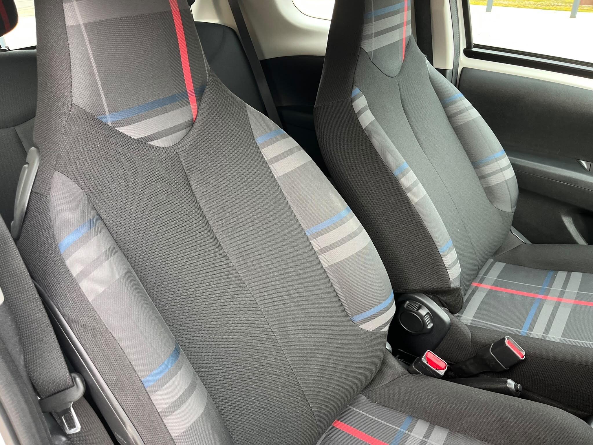 Peugeot 108 view 24