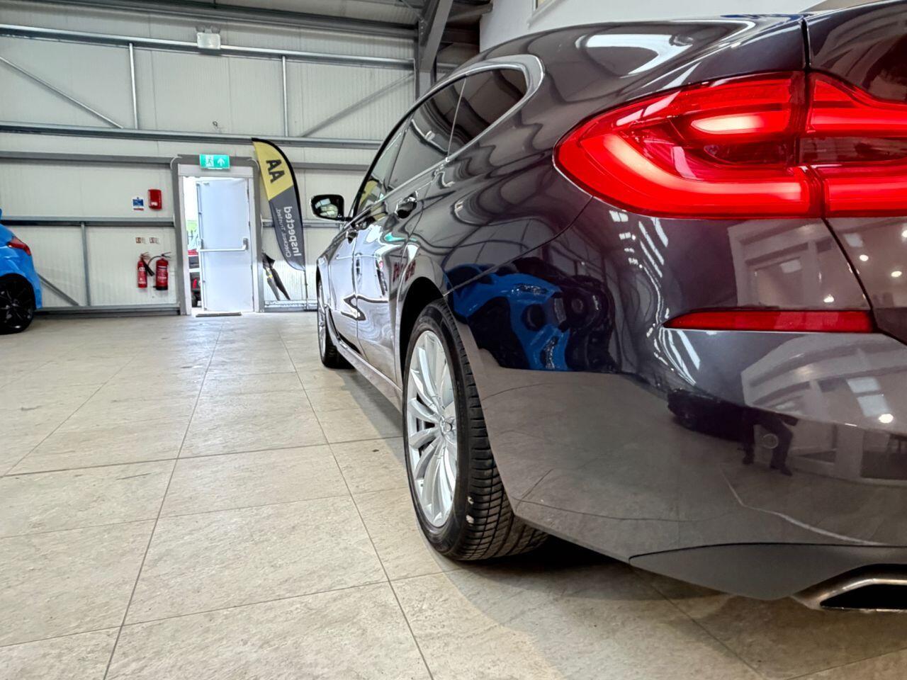 BMW 6 Series Gran Turismo view 10